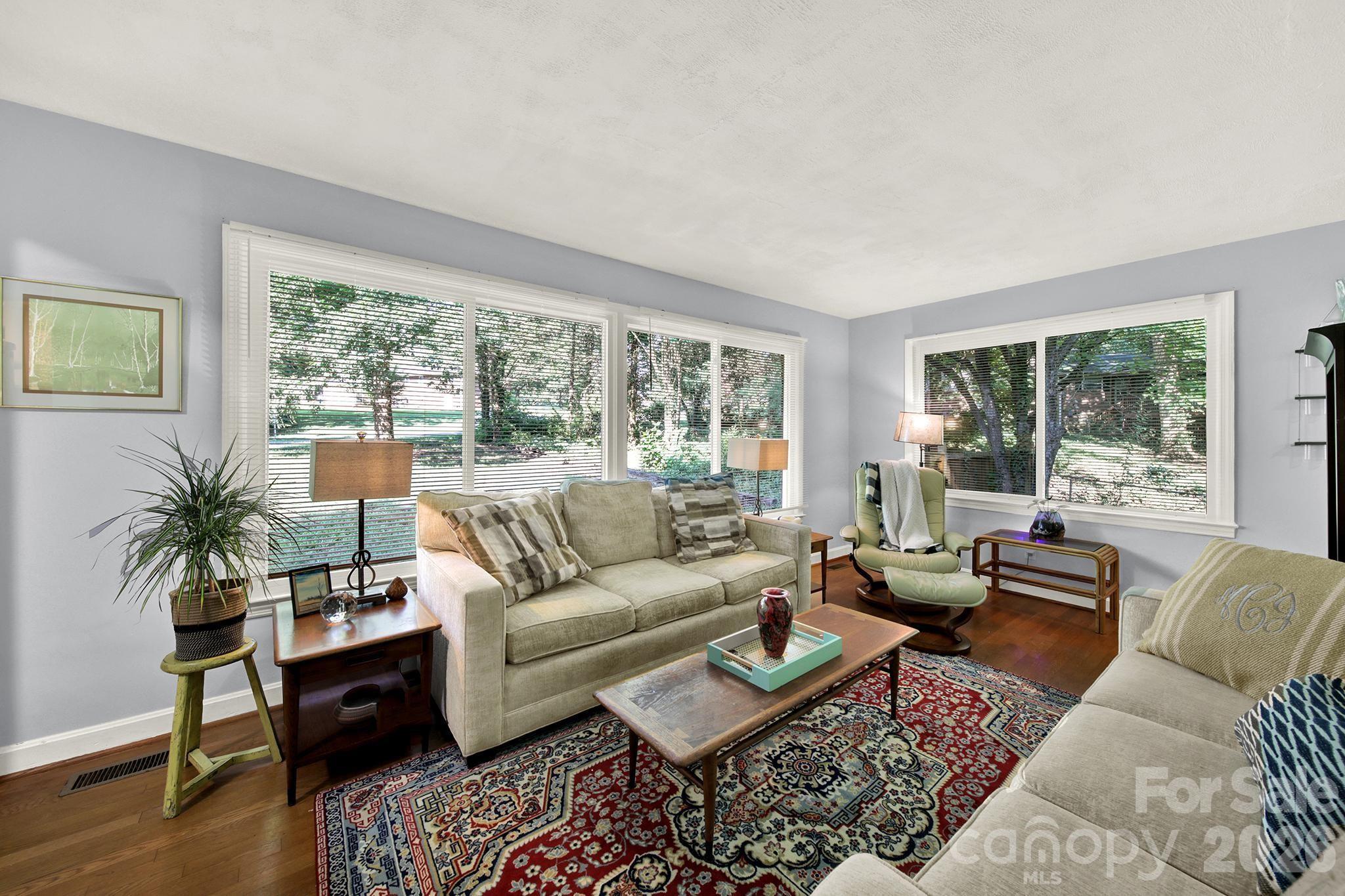 2311 Laurelwood Circle — Charlotte