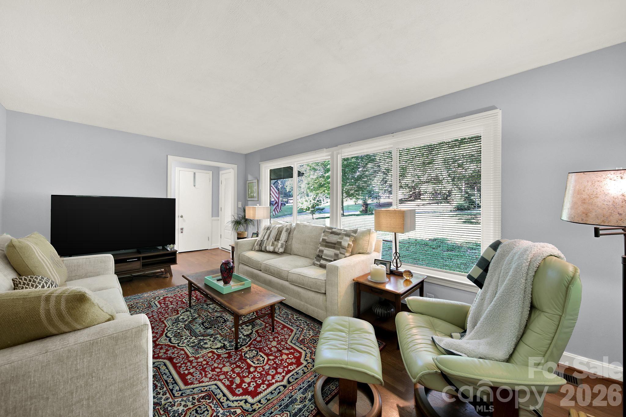 2311 Laurelwood Circle — Charlotte