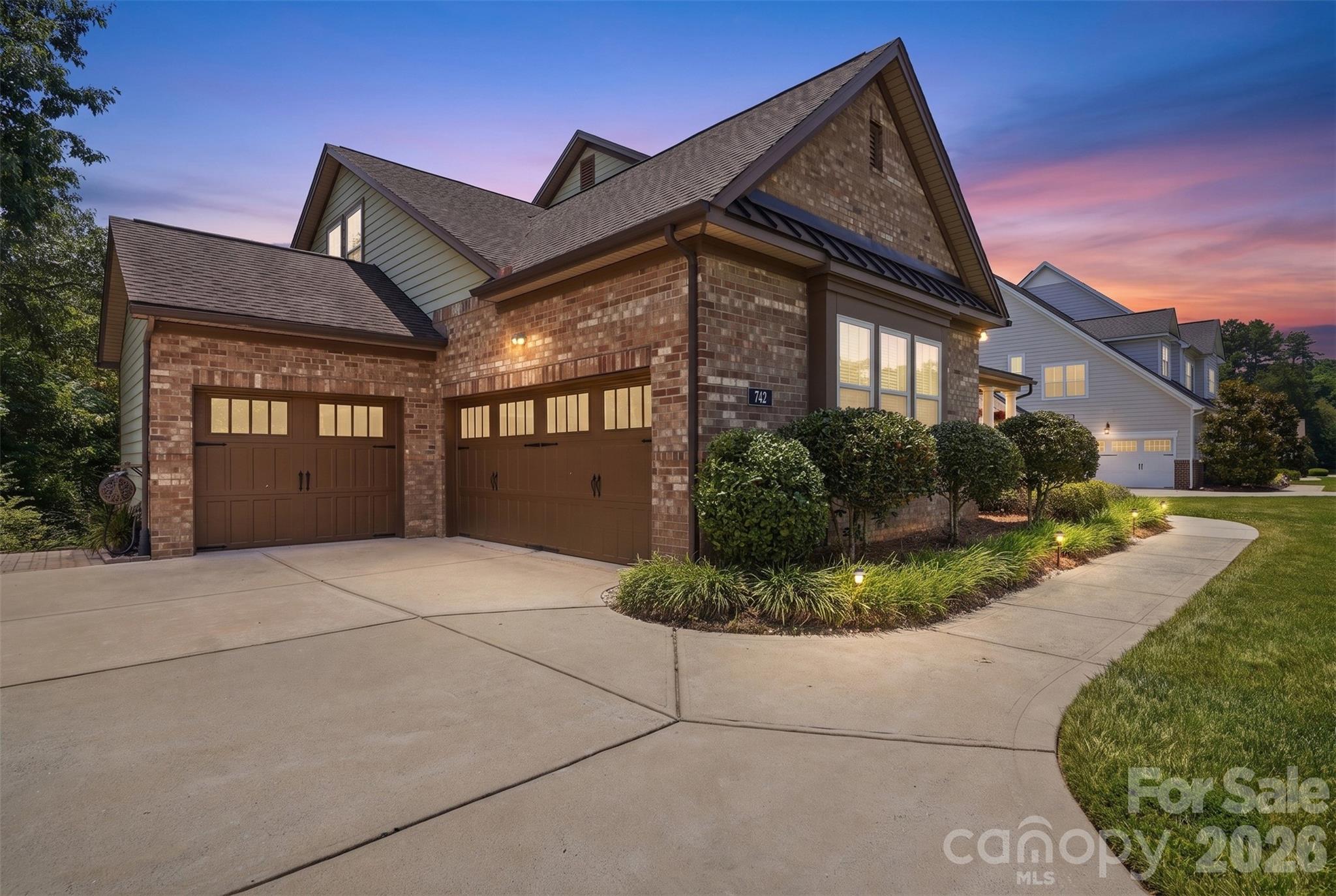 742 Pela Vista Court — Fort Mill