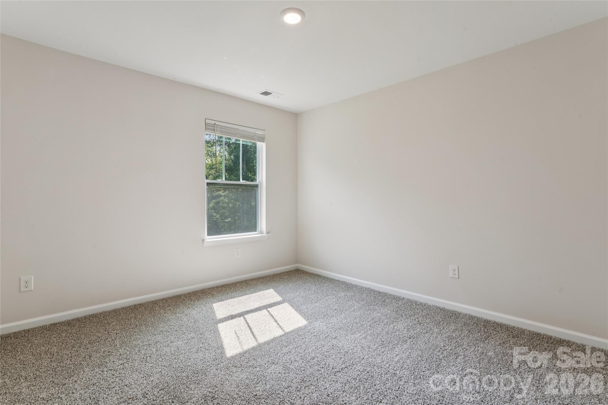 132 Scotsway Court — Troutman