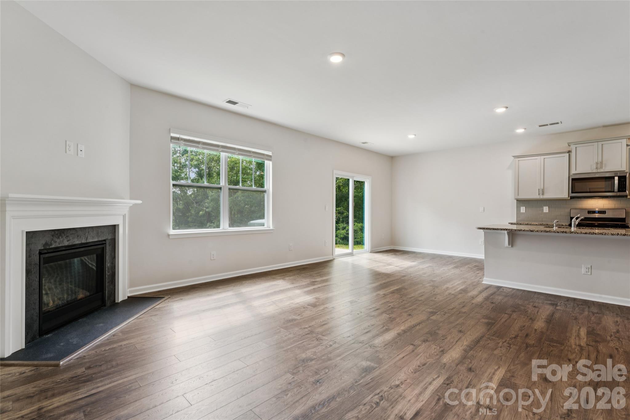 132 Scotsway Court — Troutman