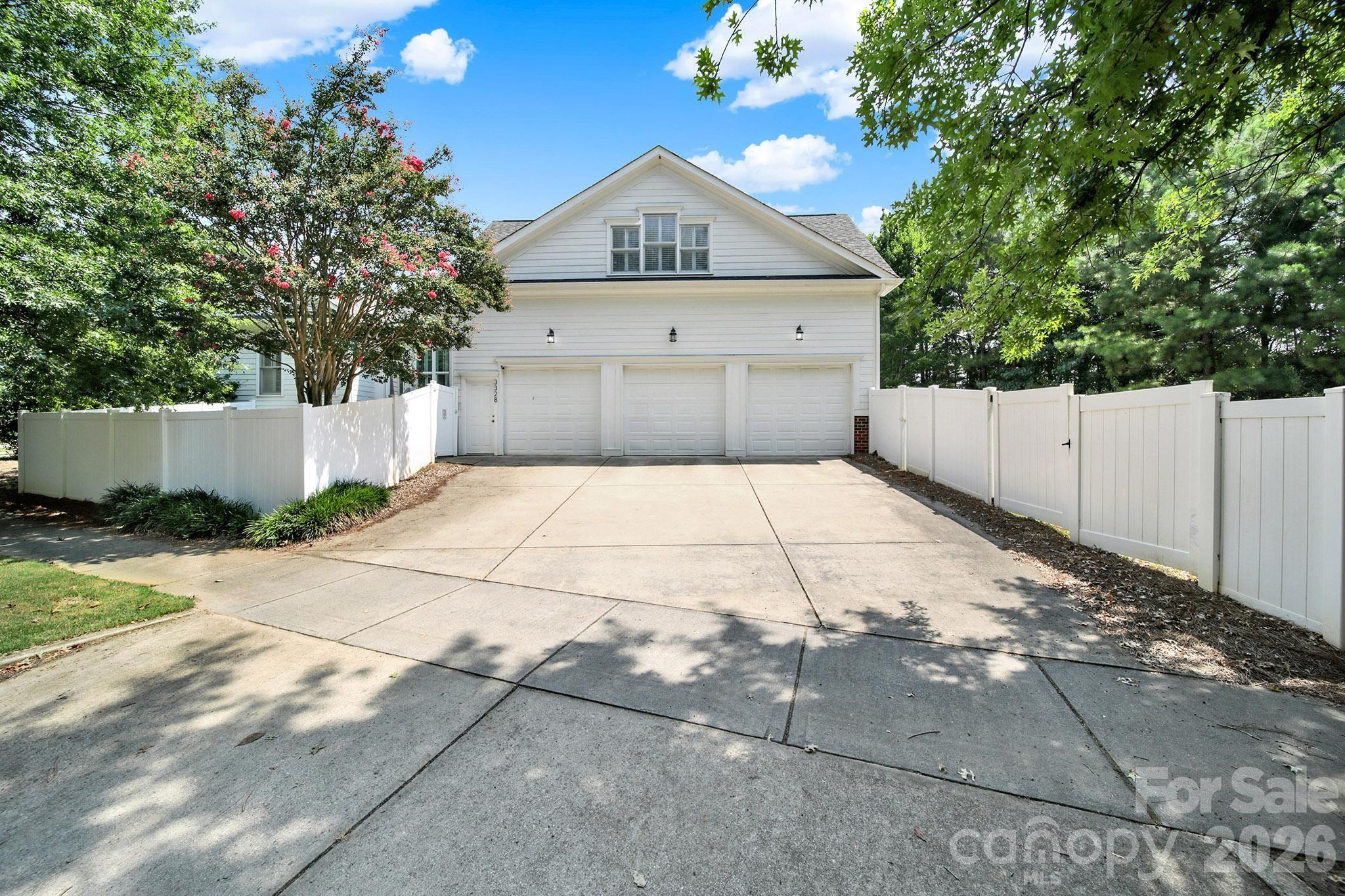 3328 Richards Crossing — Fort Mill