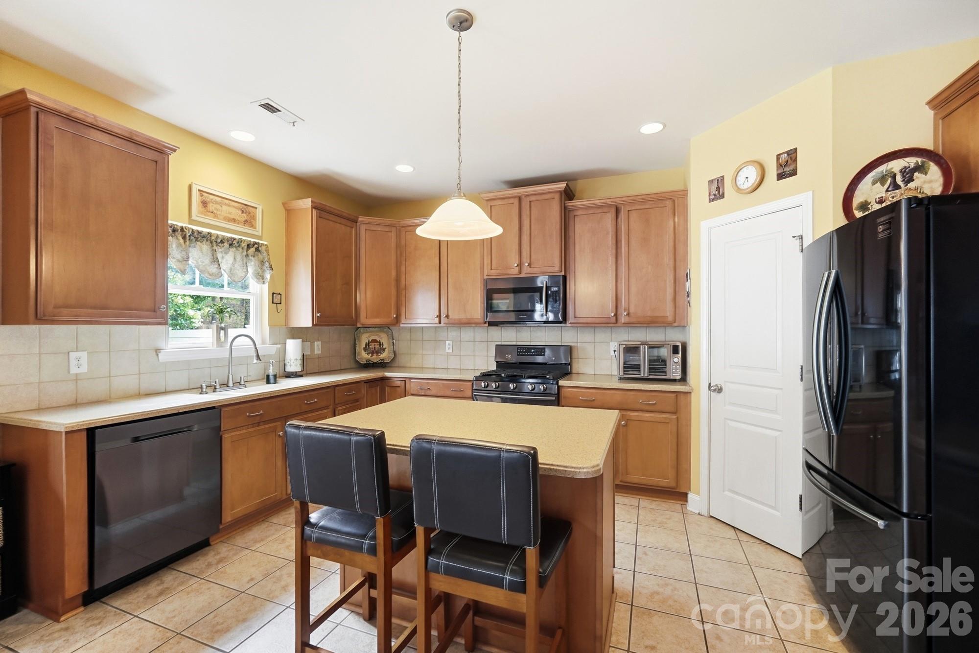 6014 Magna Lane — Indian Trail