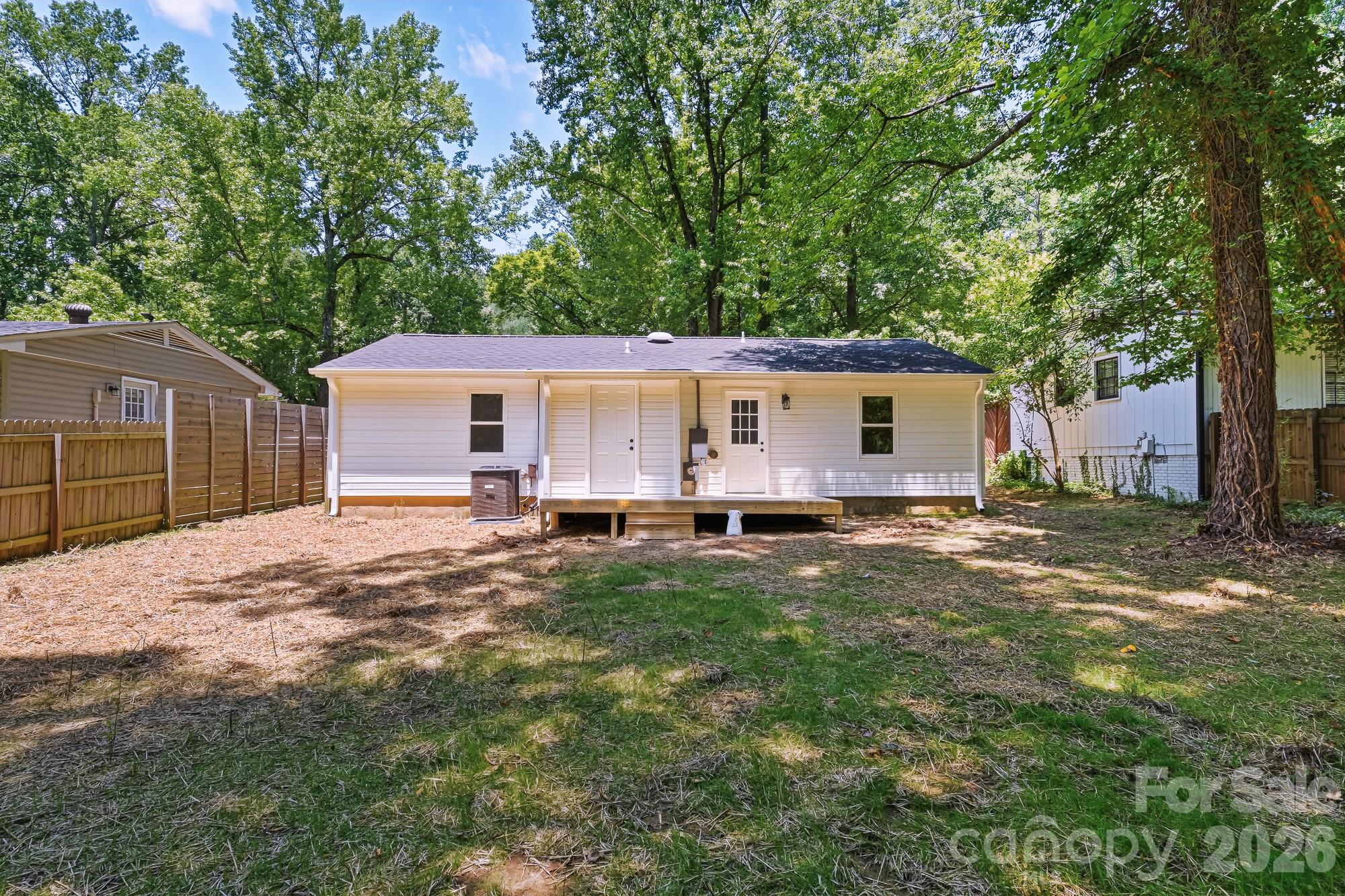 1936 Lakedell Drive — Charlotte