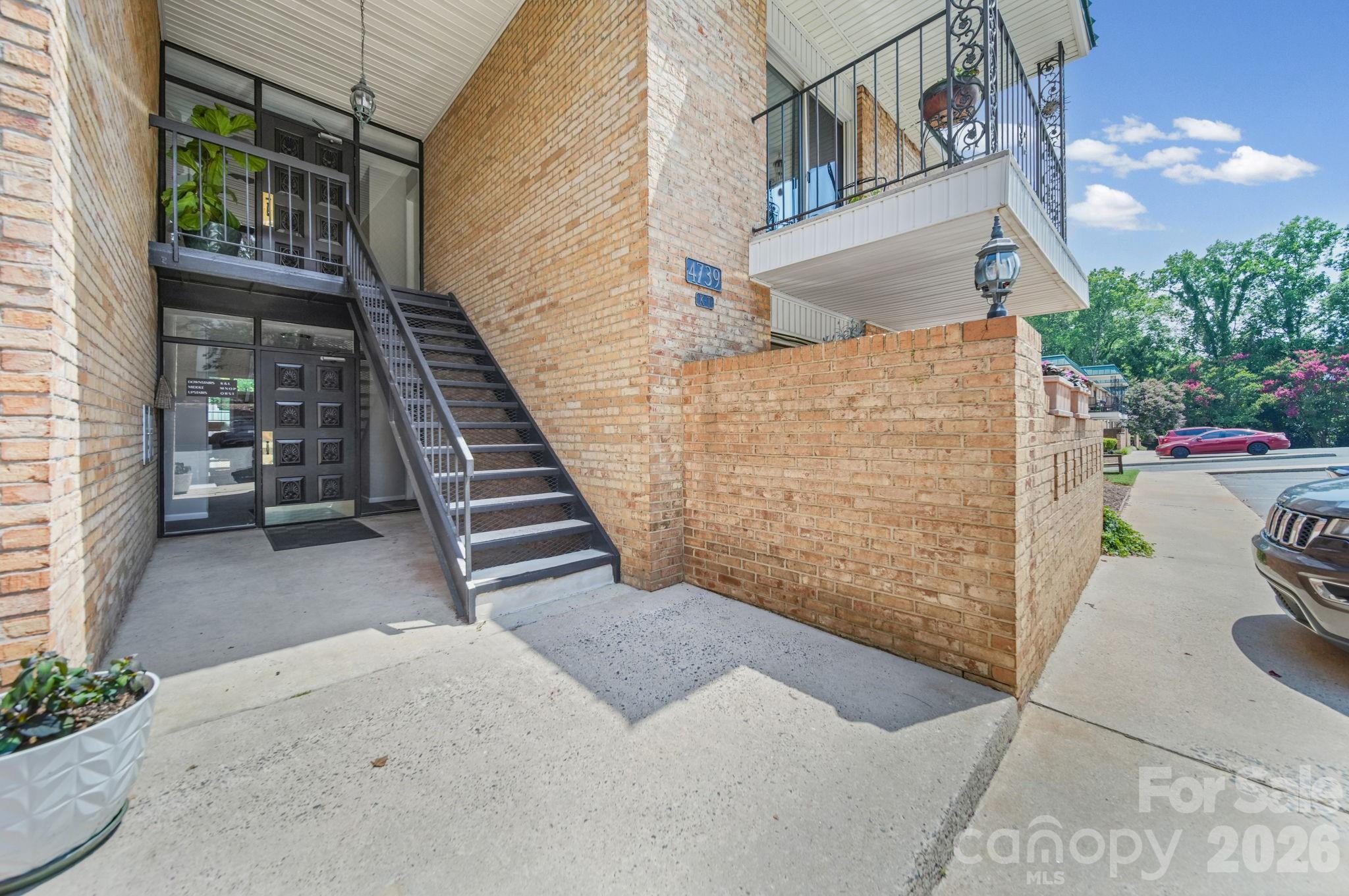 4739 Hedgemore Drive #N — Charlotte