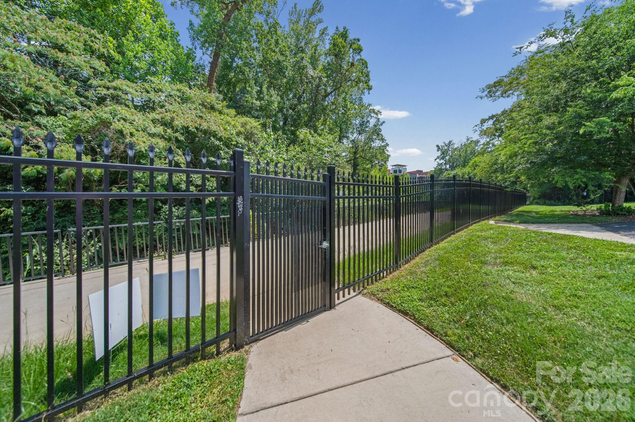 4739 Hedgemore Drive #N — Charlotte