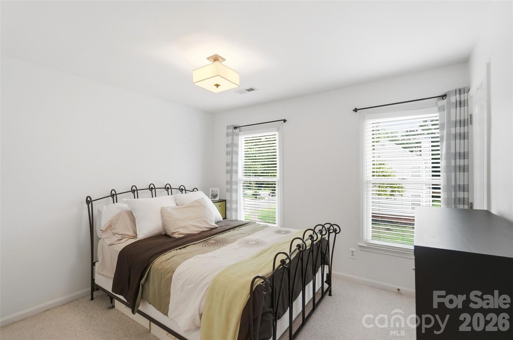 4802 Bridle Ridge Lane — Charlotte