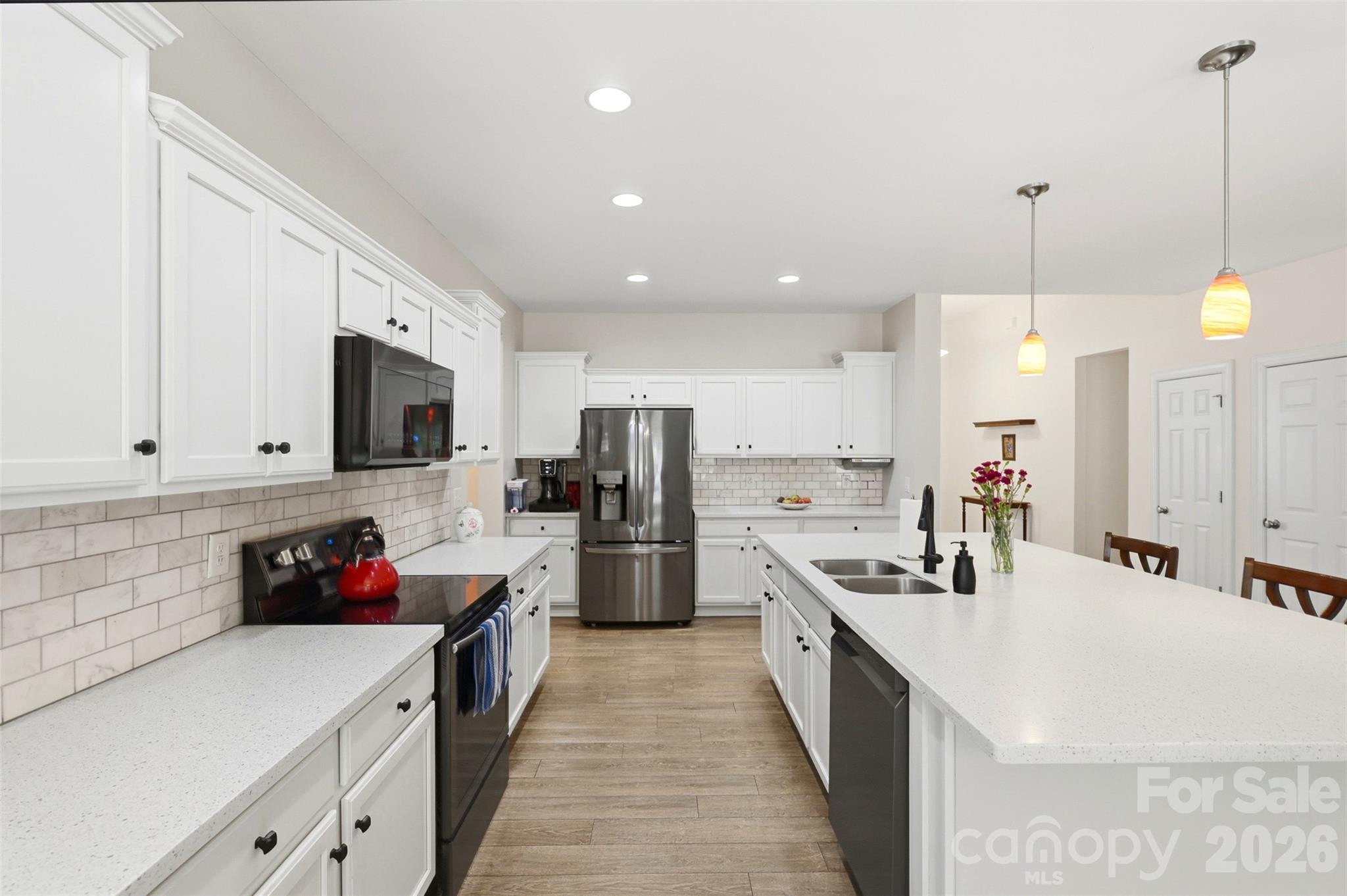 630 Kenway Loop — Mooresville