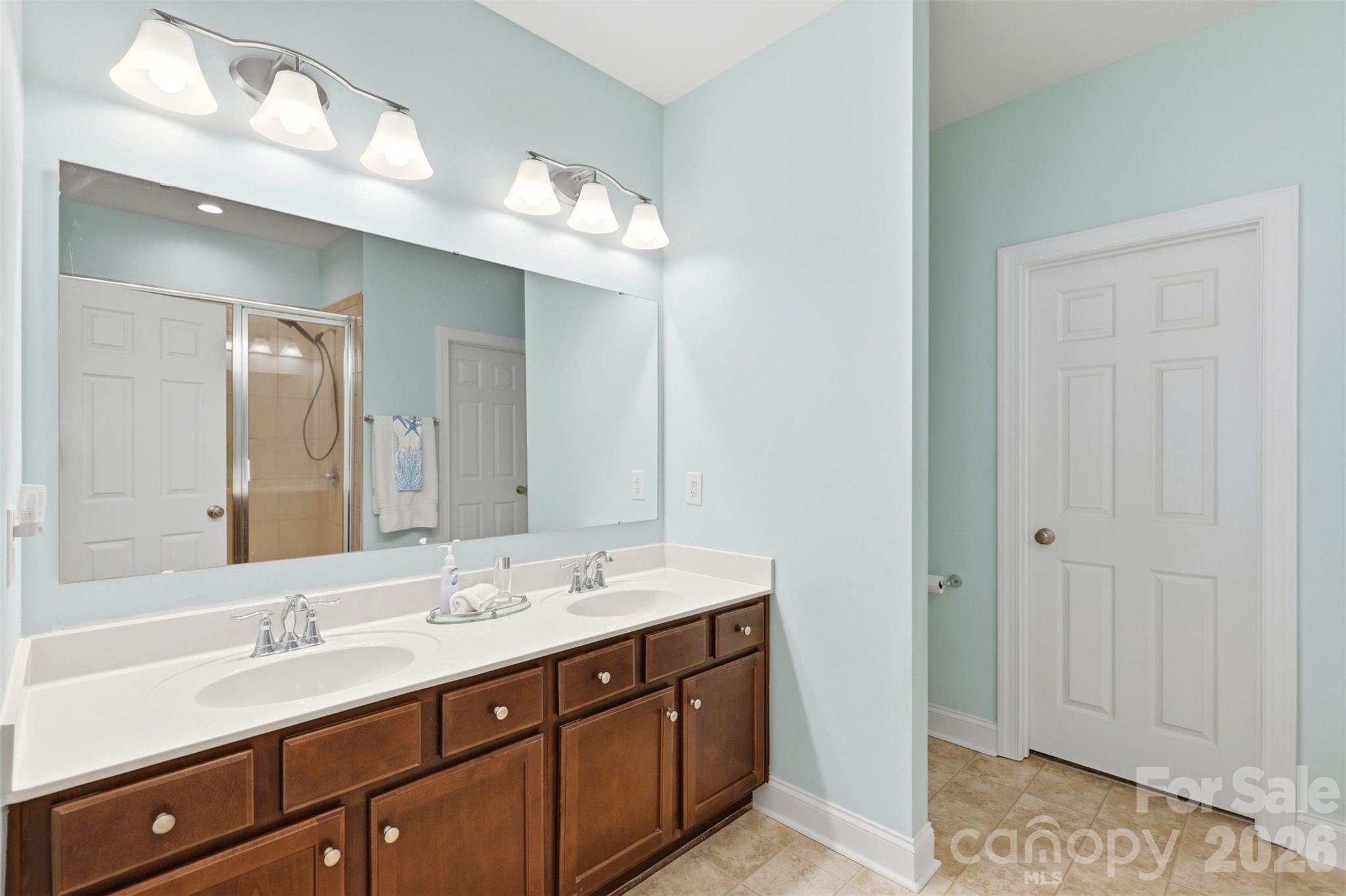 630 Kenway Loop — Mooresville