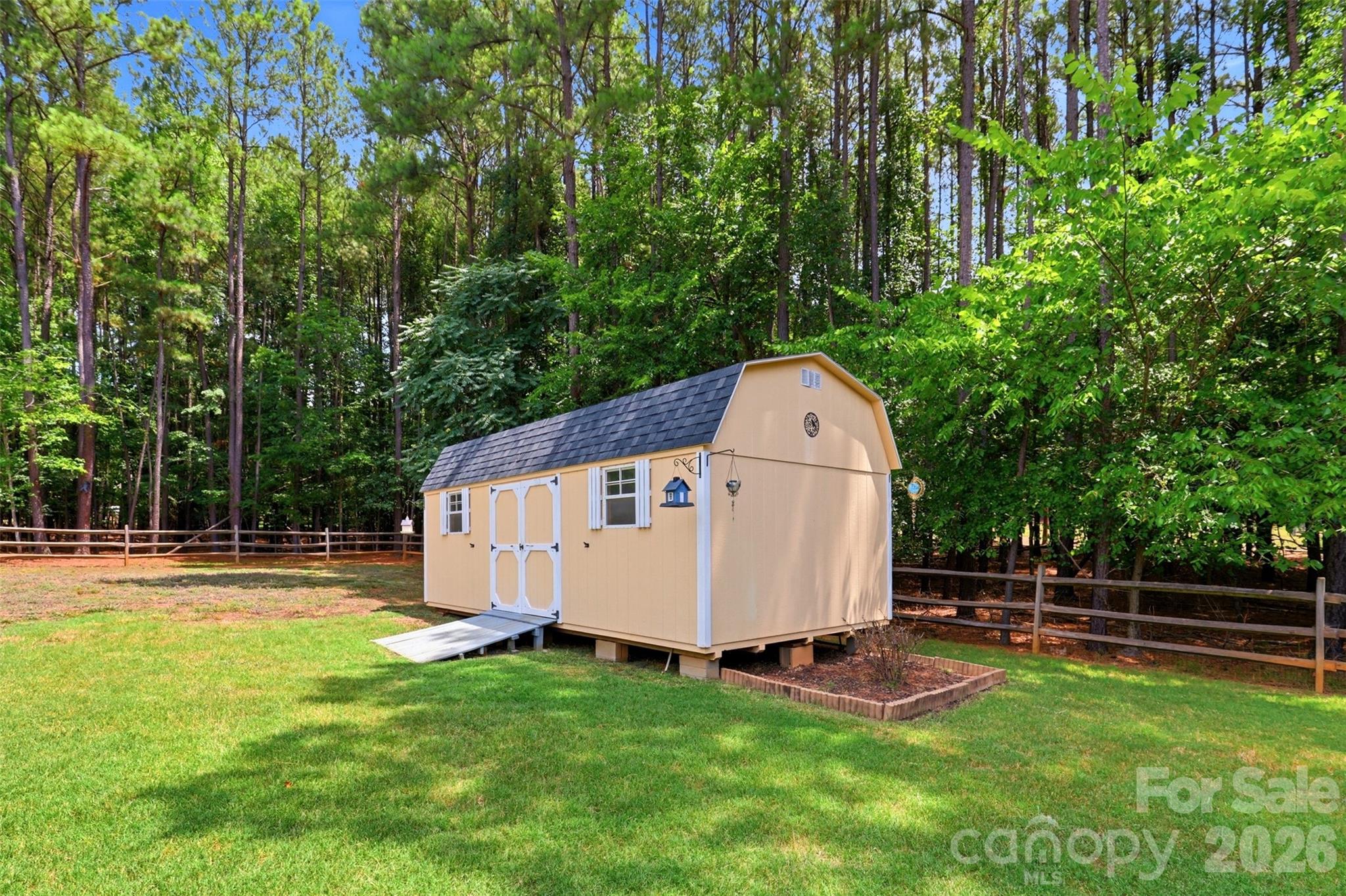 630 Kenway Loop — Mooresville