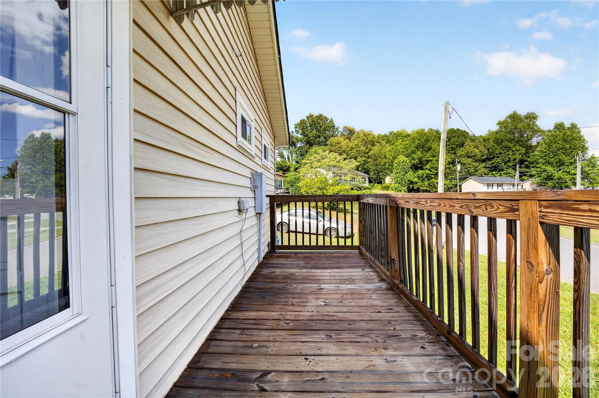 893 7th Street Drive SE — Hickory