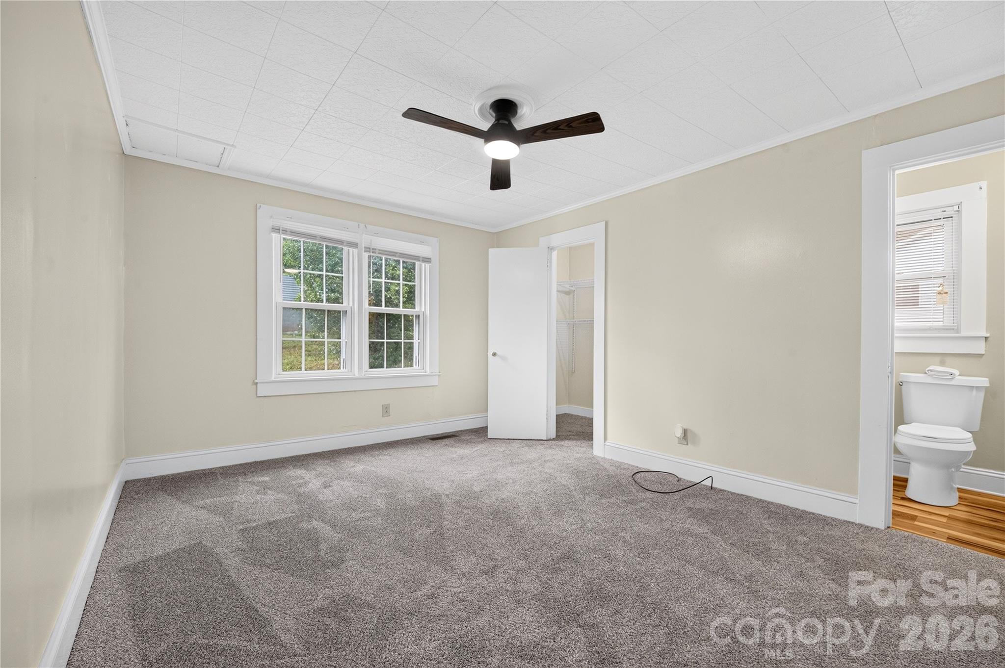 893 7th Street Drive SE — Hickory
