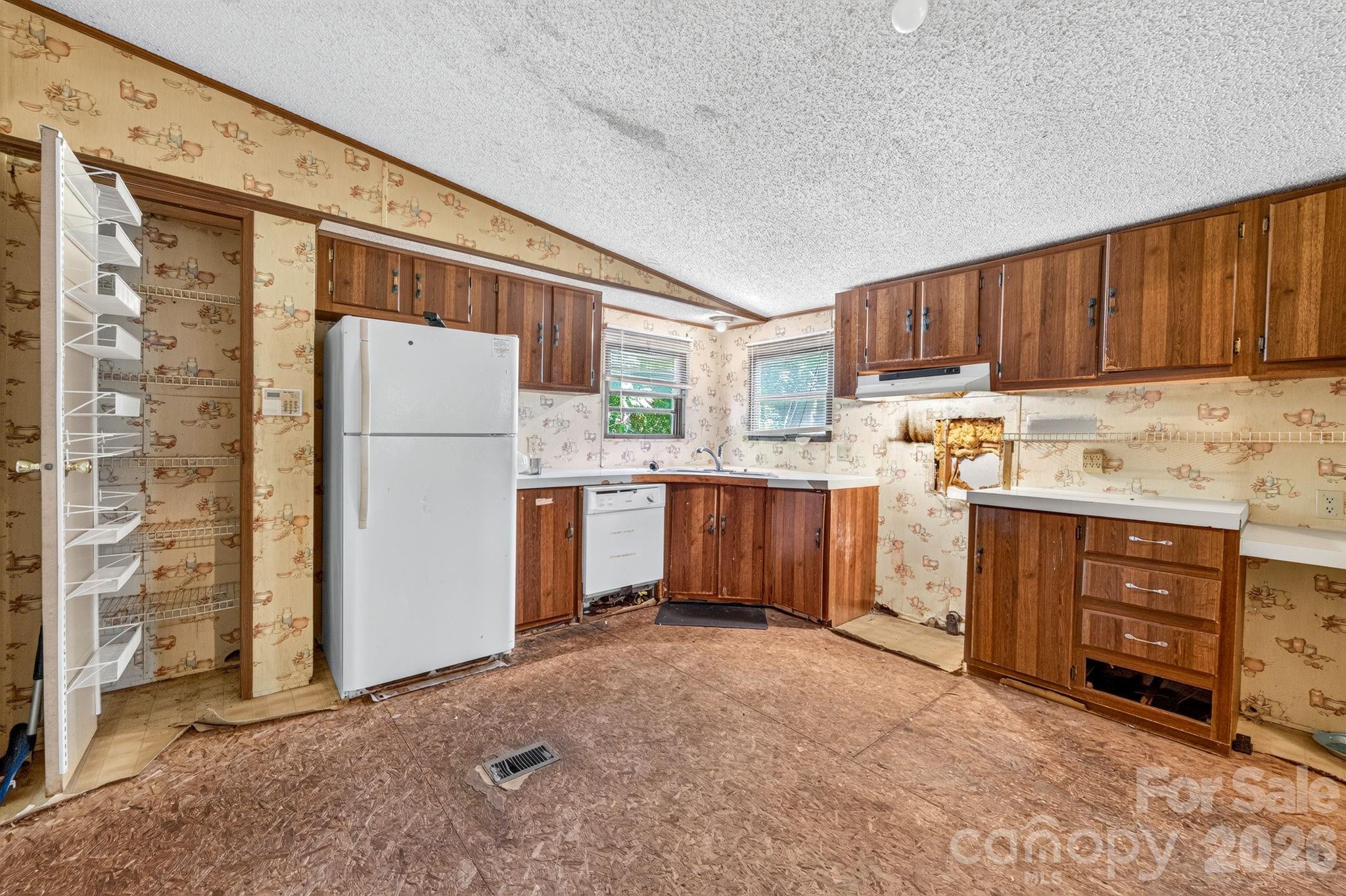 11101 Coble Road — Charlotte
