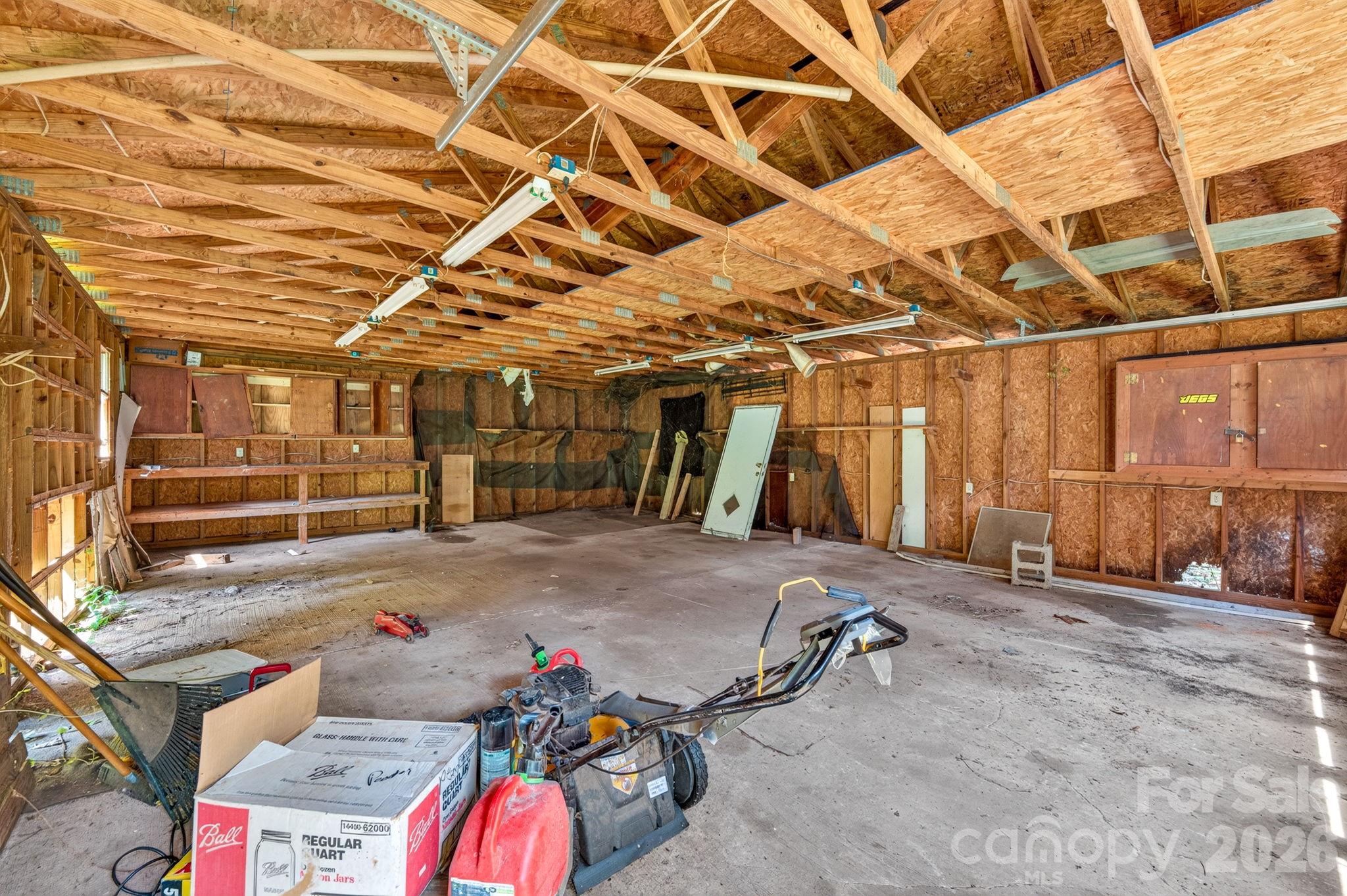 11101 Coble Road — Charlotte