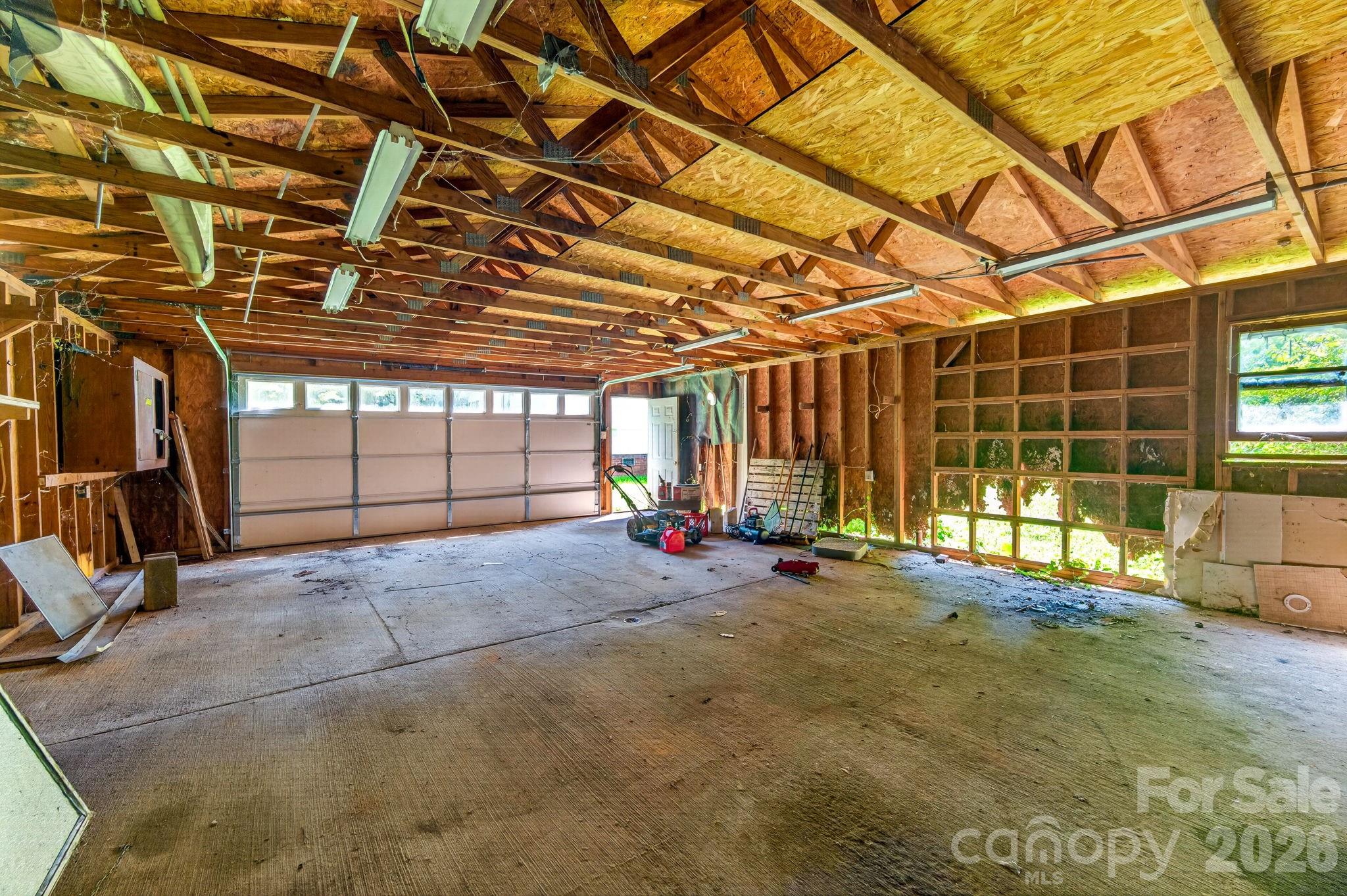 11101 Coble Road — Charlotte