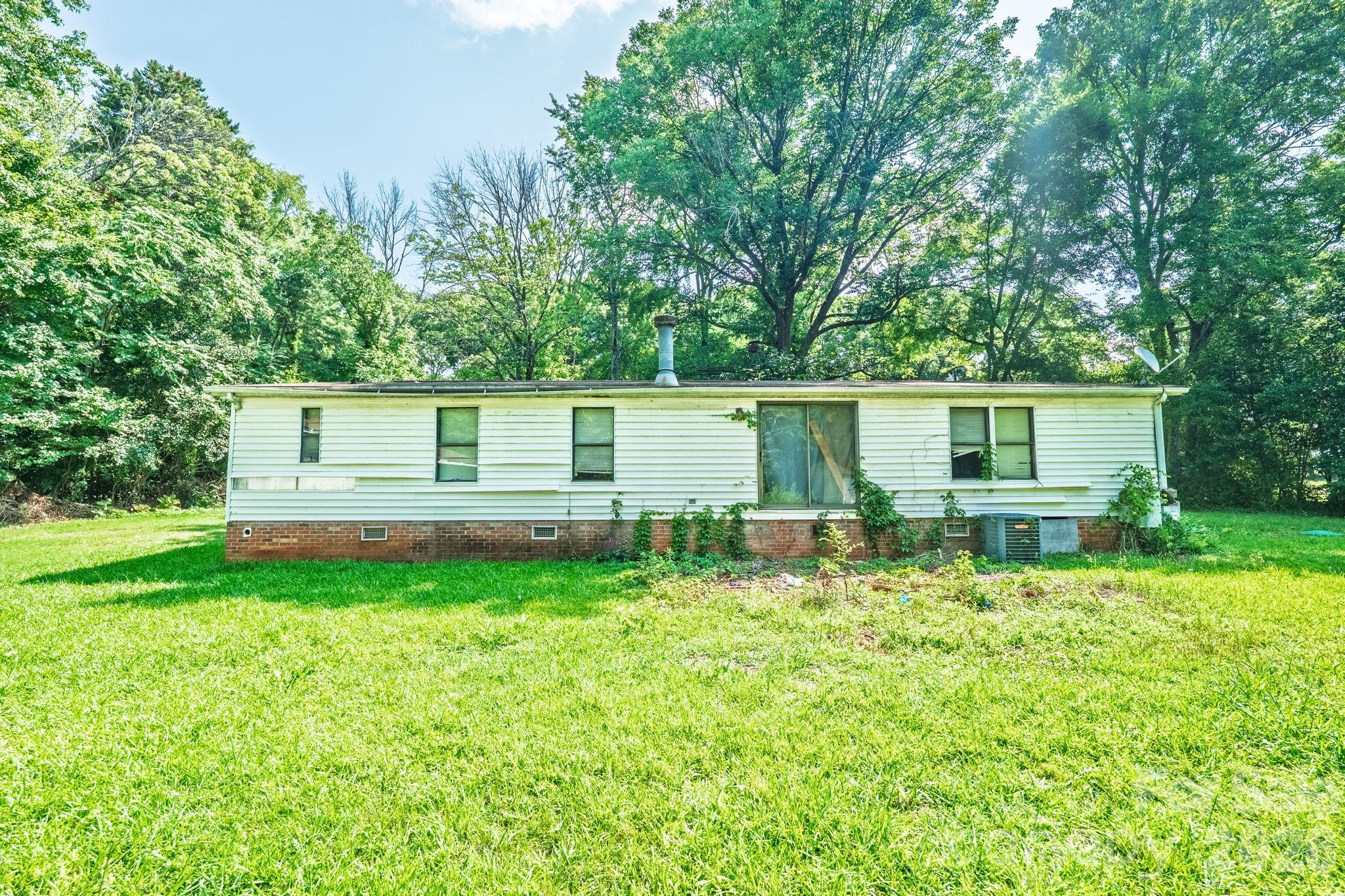 11101 Coble Road — Charlotte