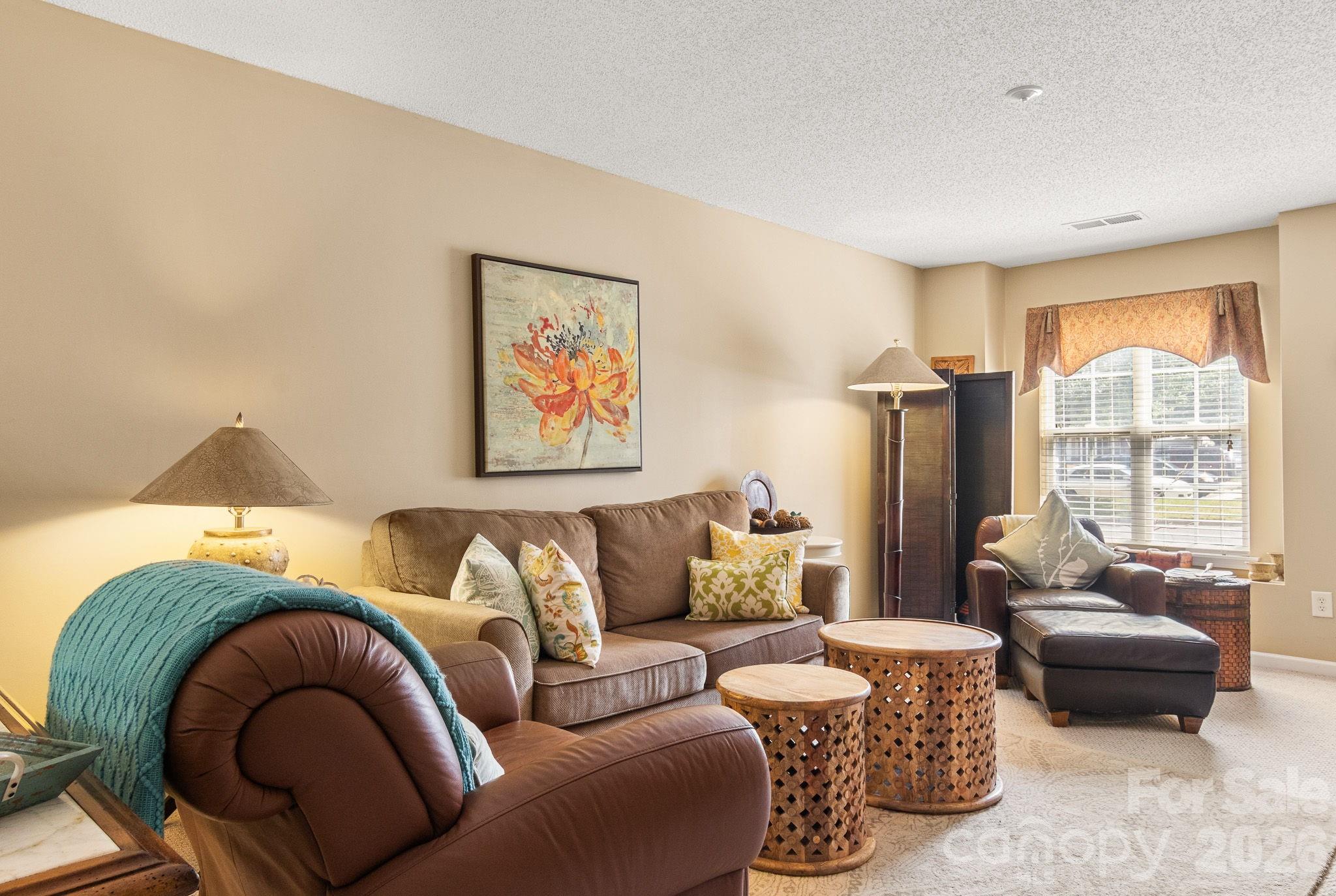 11549 Retriever Way — Charlotte