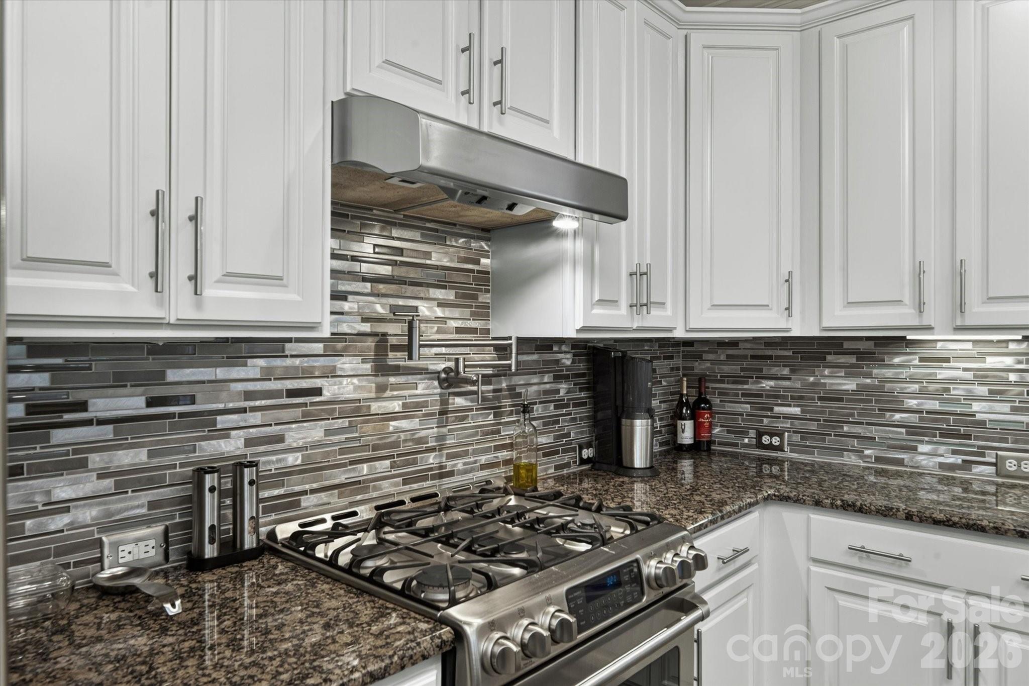 8801 Nellie Lane — Waxhaw