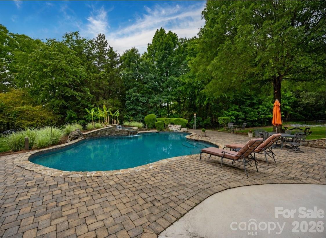 8801 Nellie Lane — Waxhaw