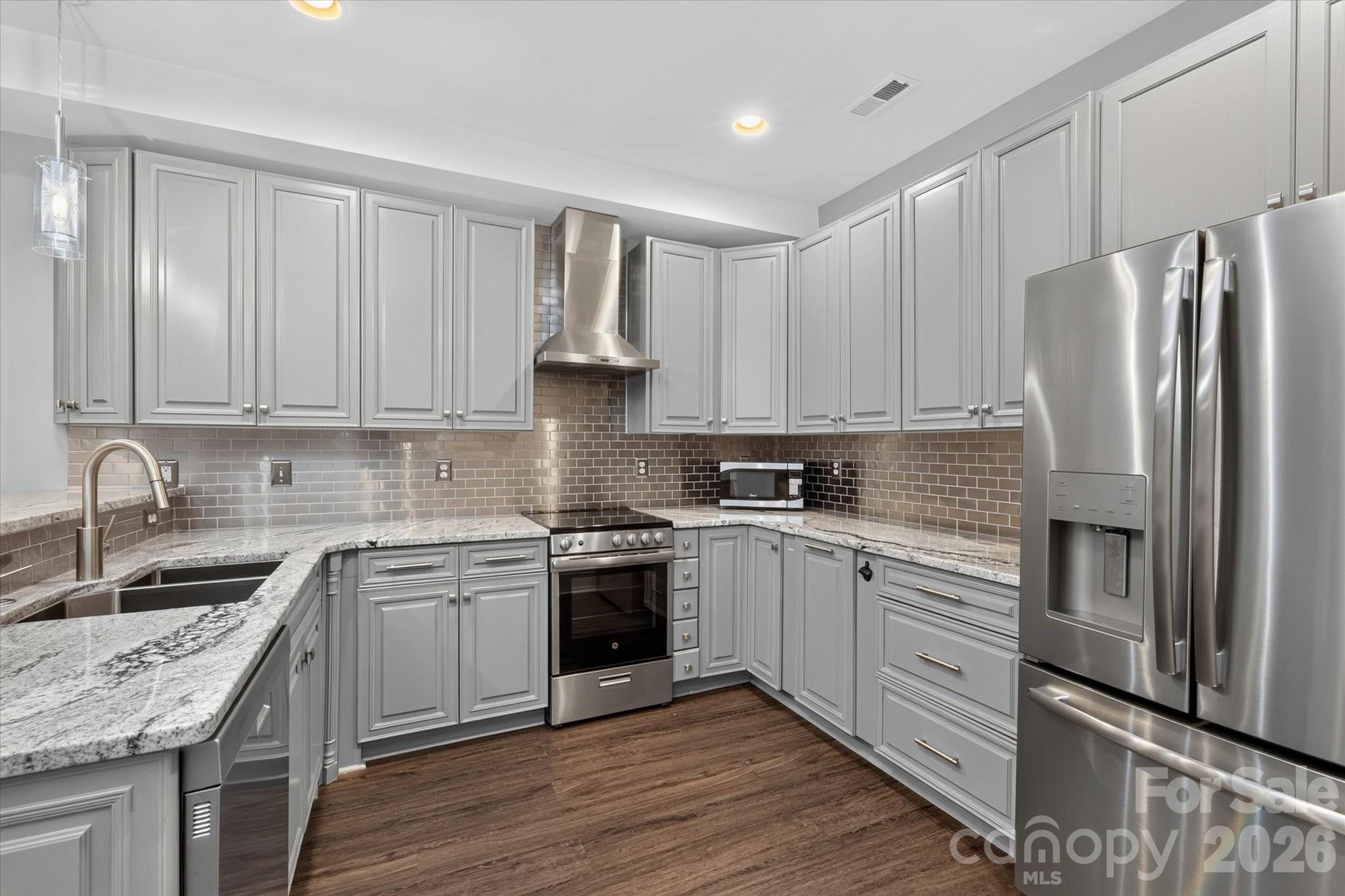 8801 Nellie Lane — Waxhaw