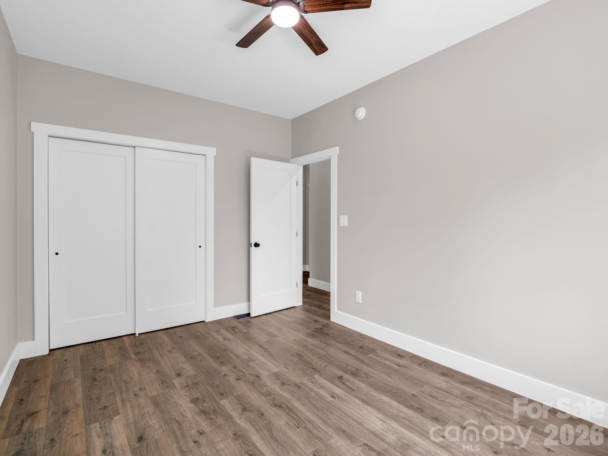 120 Grandview Lane — Hendersonville