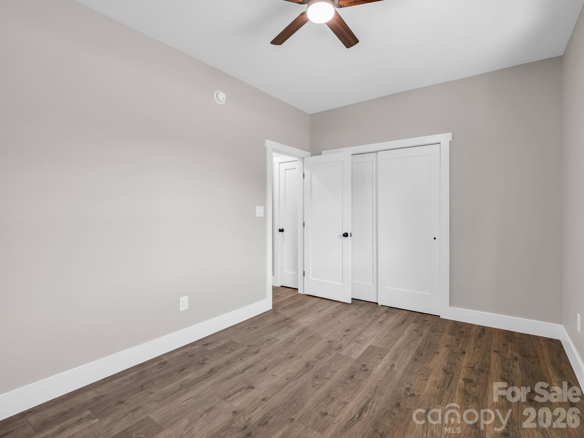 120 Grandview Lane — Hendersonville