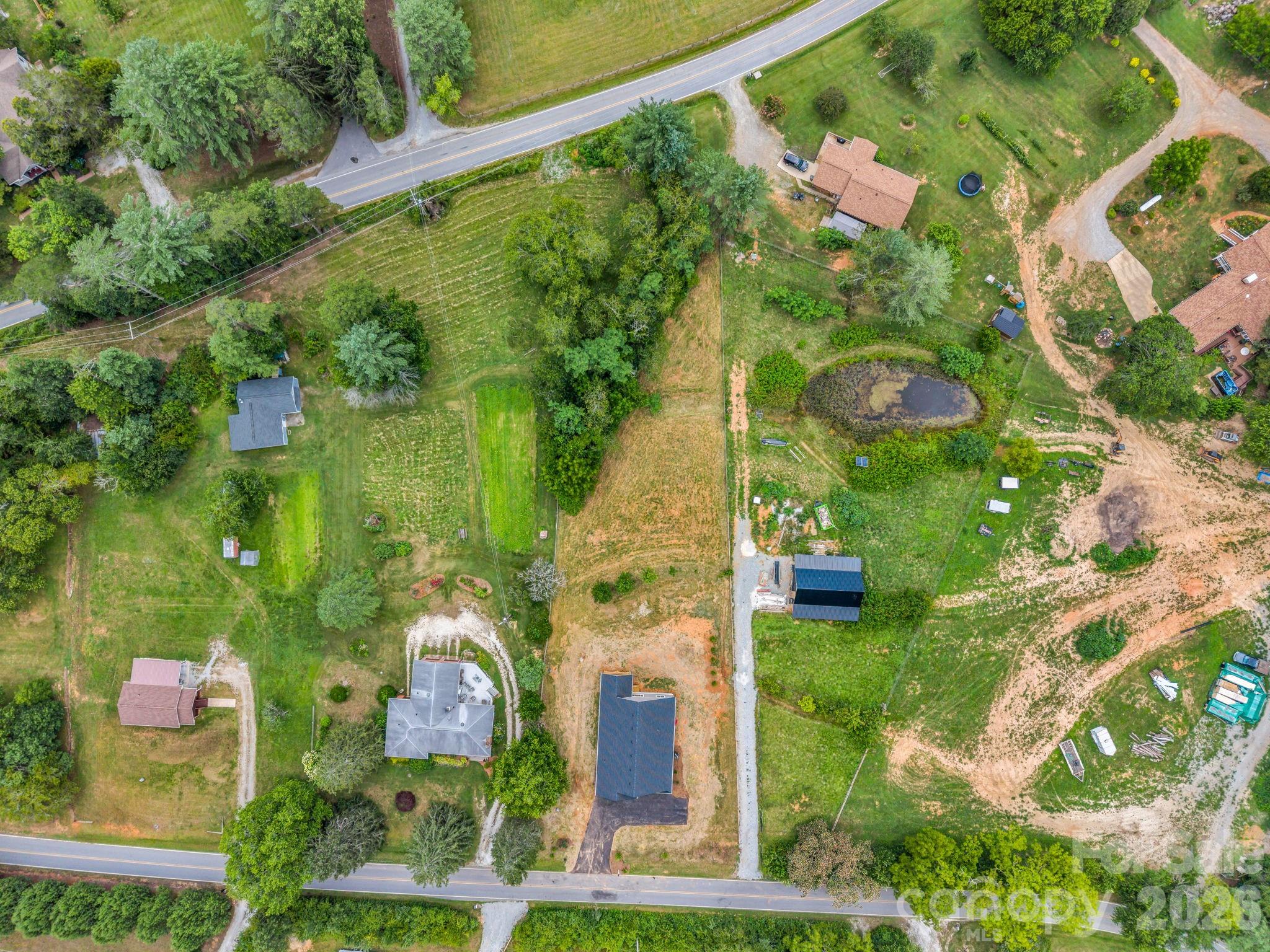 120 Grandview Lane — Hendersonville