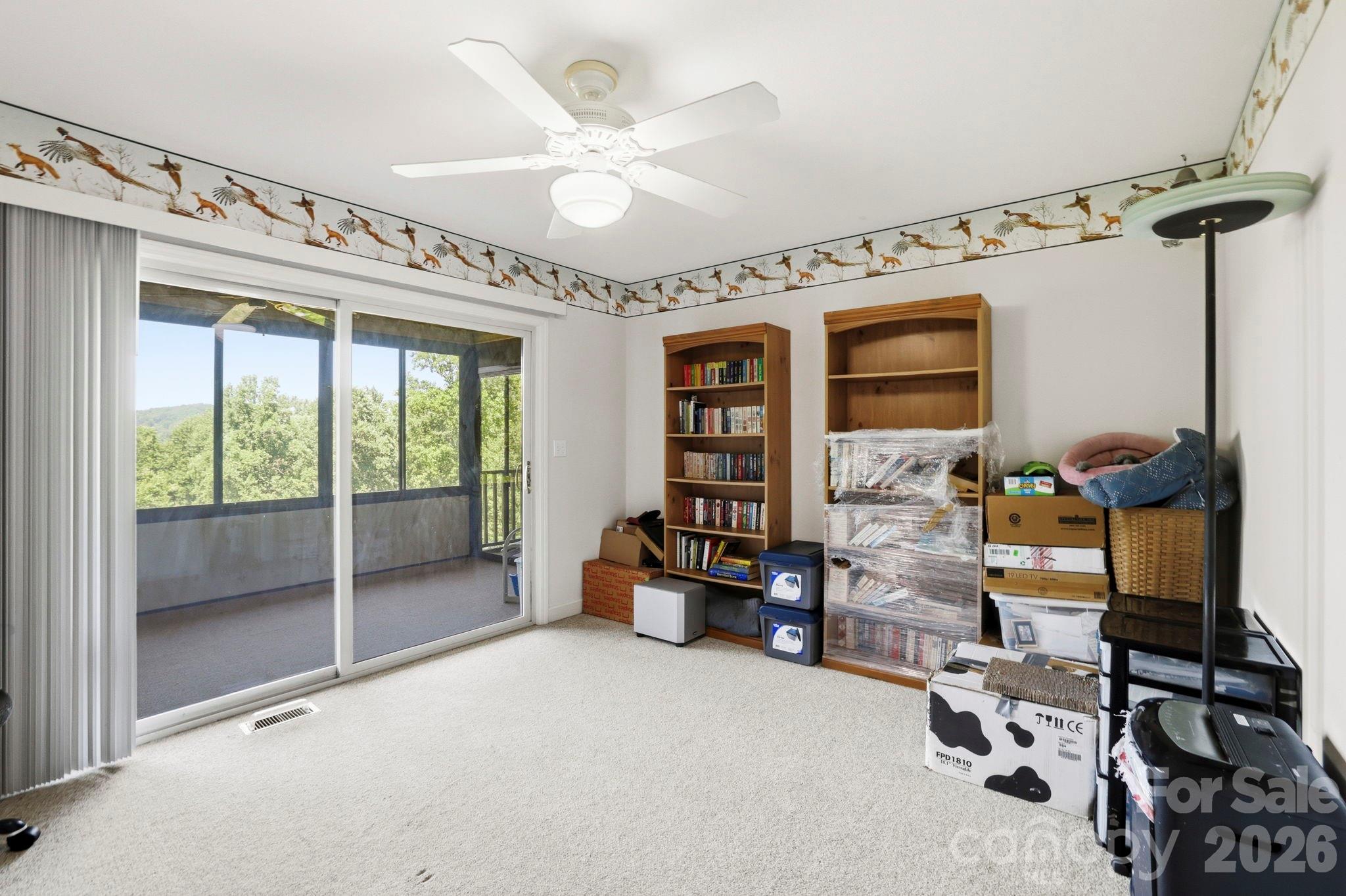 81 Chestnut Lane — Hendersonville