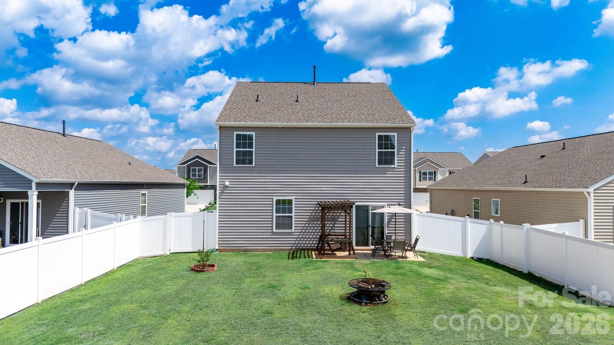 110 Meadow View Drive — Statesville