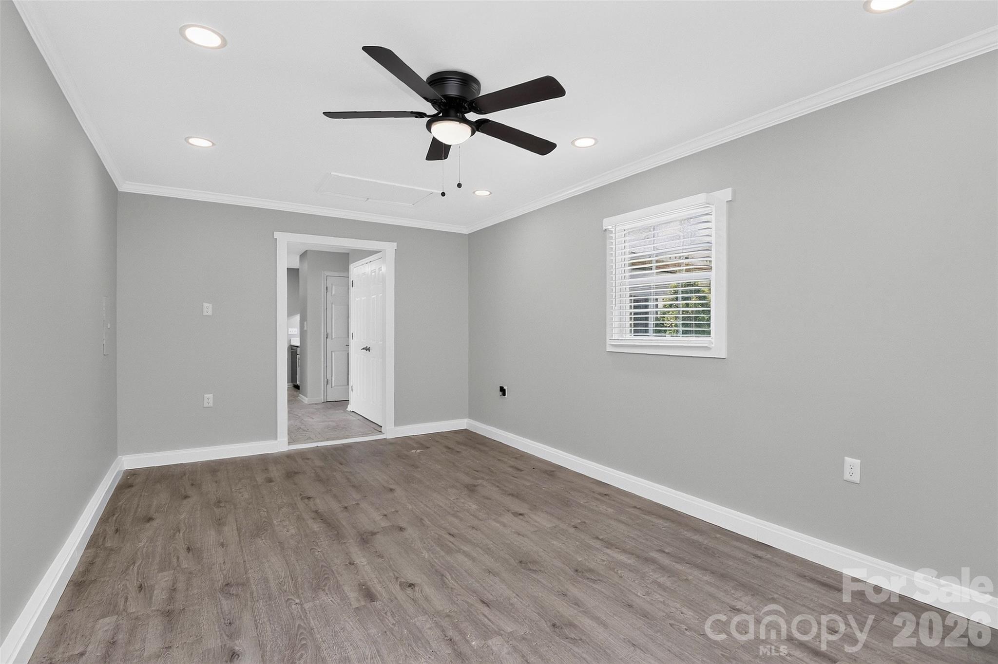 6033 Mary Blair Lane — Charlotte