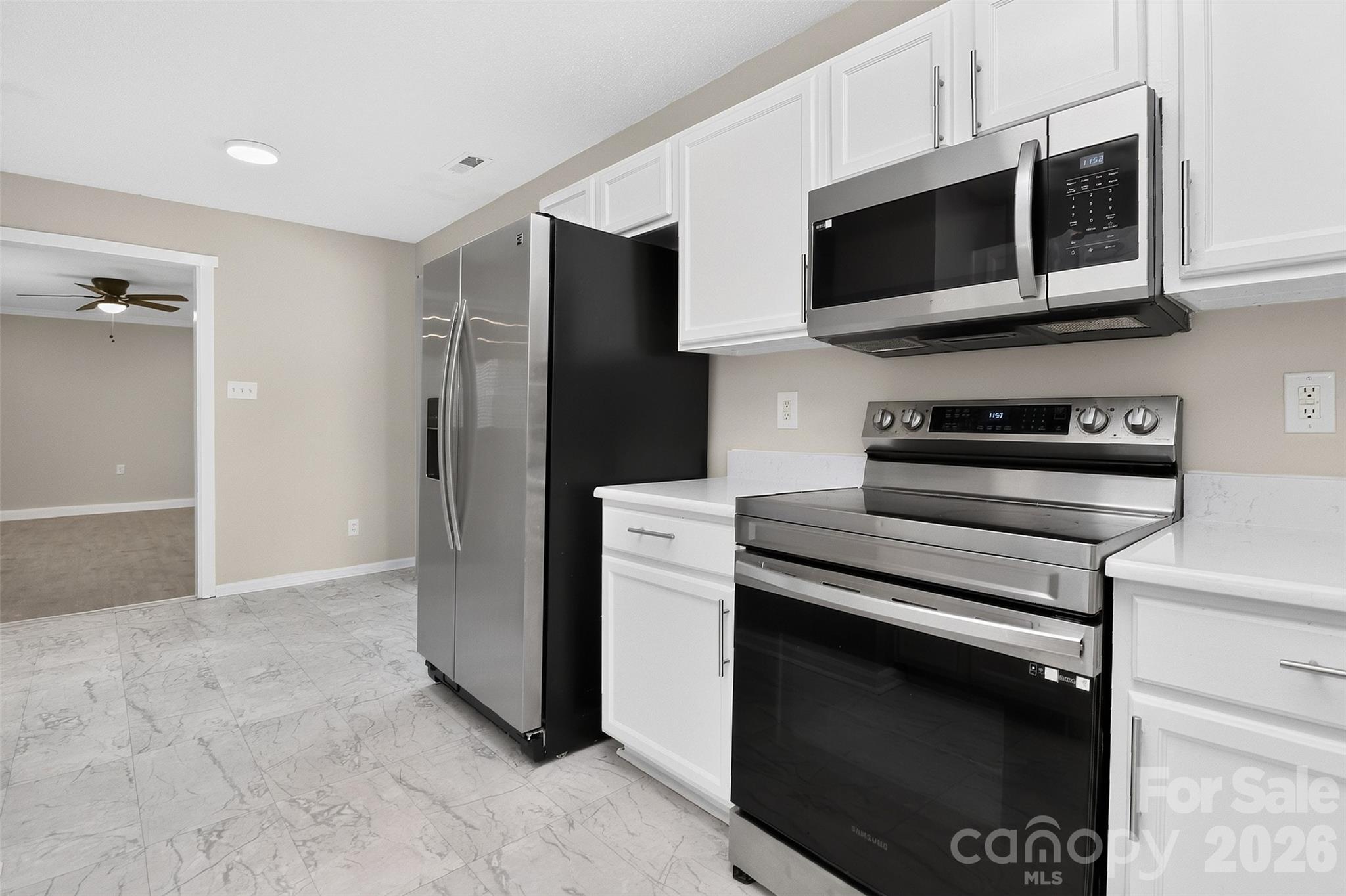 6033 Mary Blair Lane — Charlotte