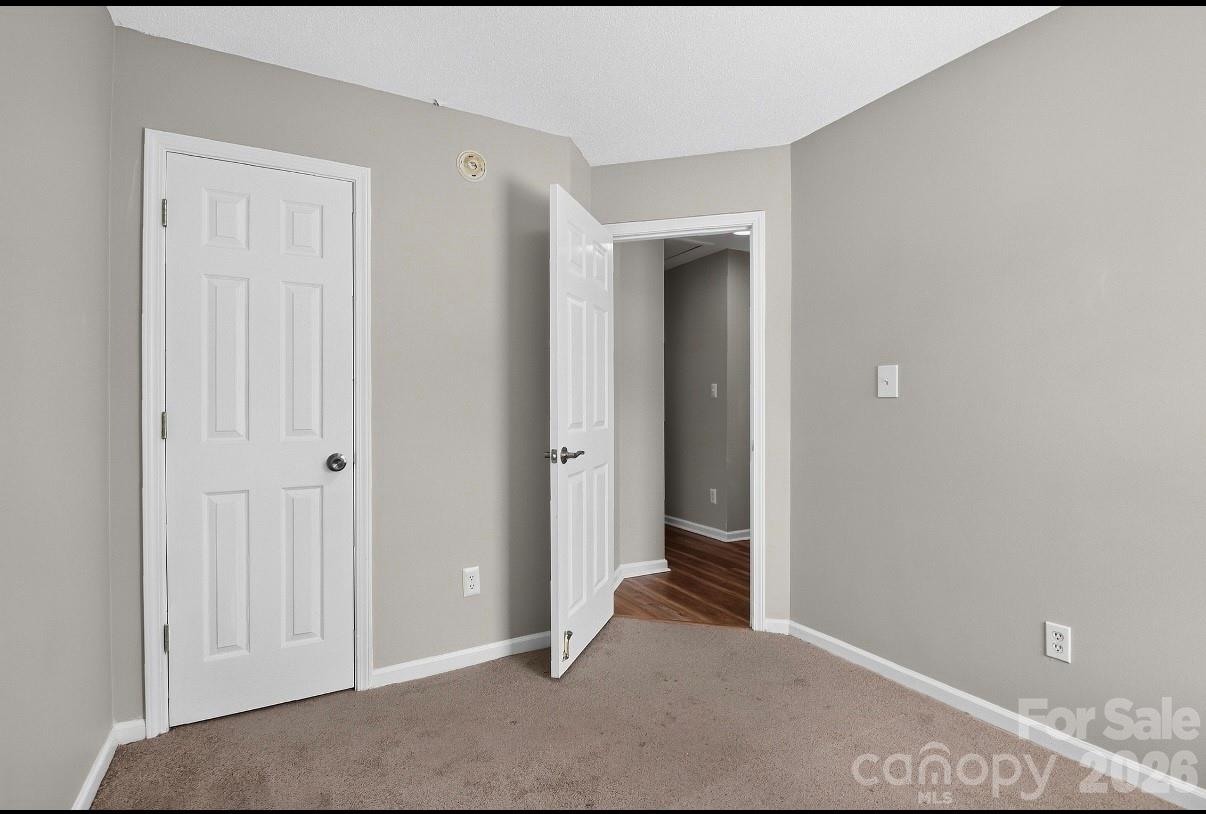 6033 Mary Blair Lane — Charlotte