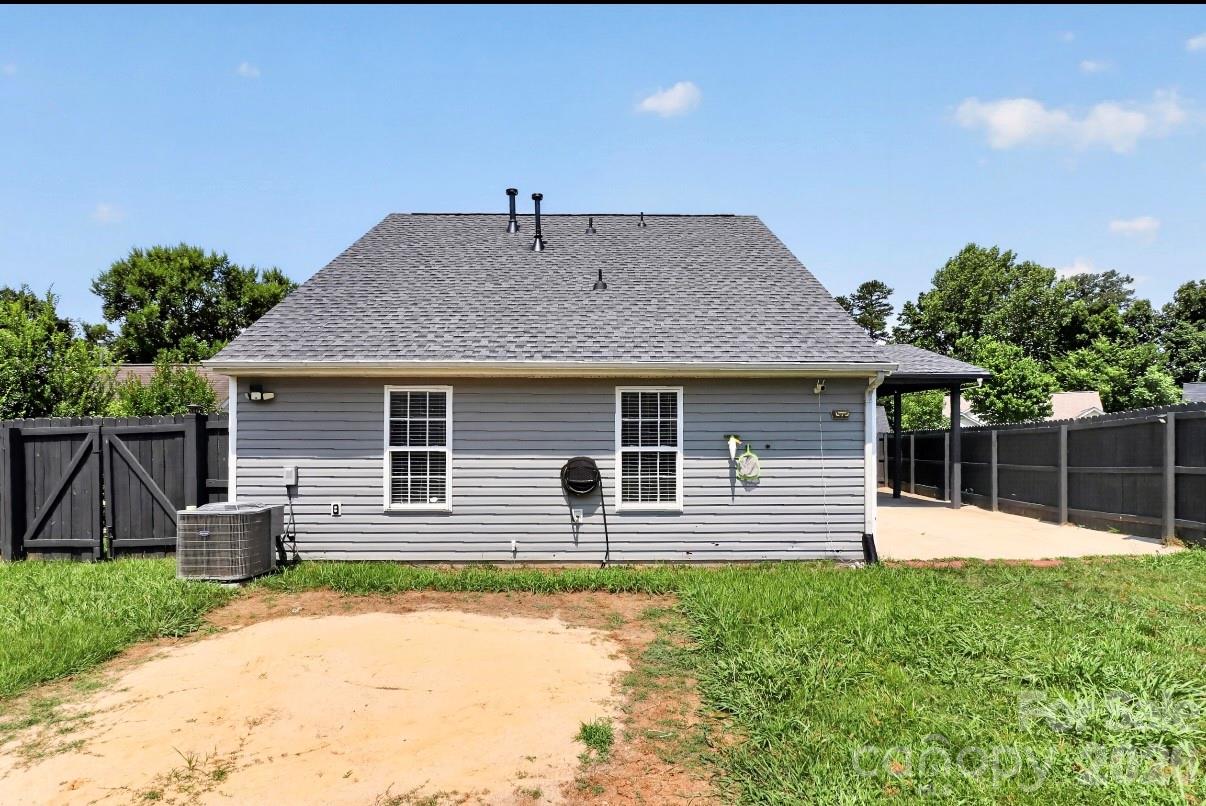 6033 Mary Blair Lane — Charlotte