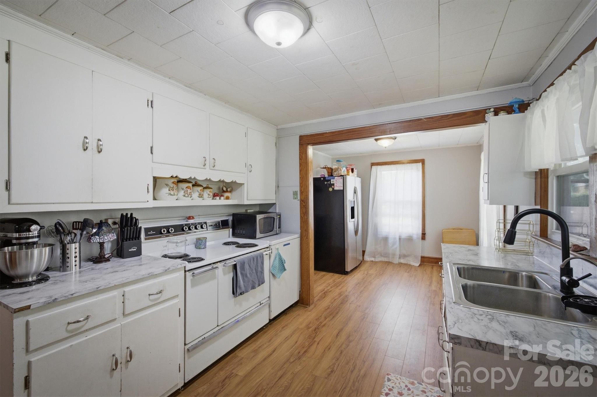 3769 Cameron Place — Hudson