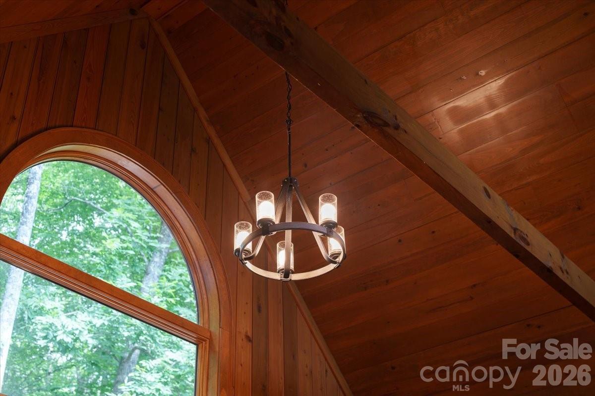 317 Von Trapp Lane — Tuckasegee