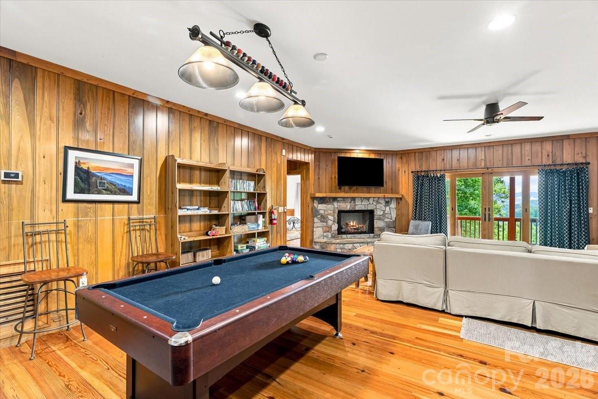 317 Von Trapp Lane — Tuckasegee