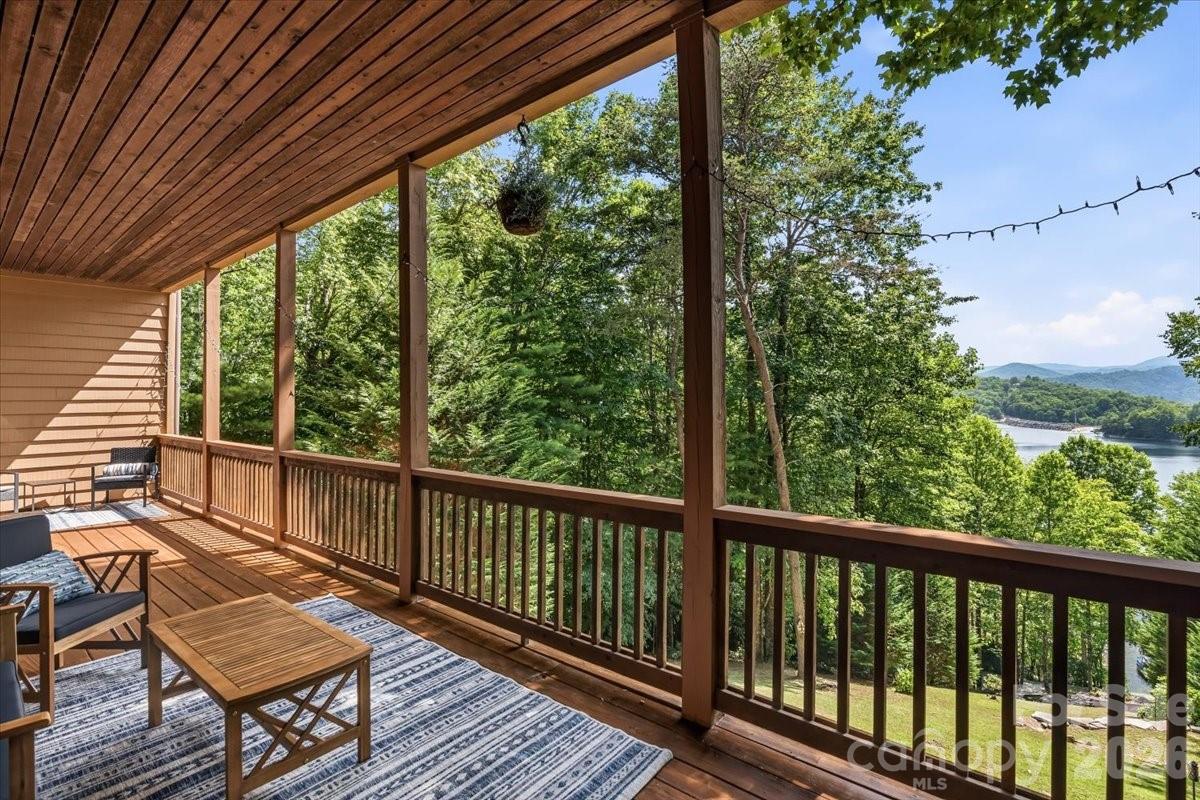 317 Von Trapp Lane — Tuckasegee