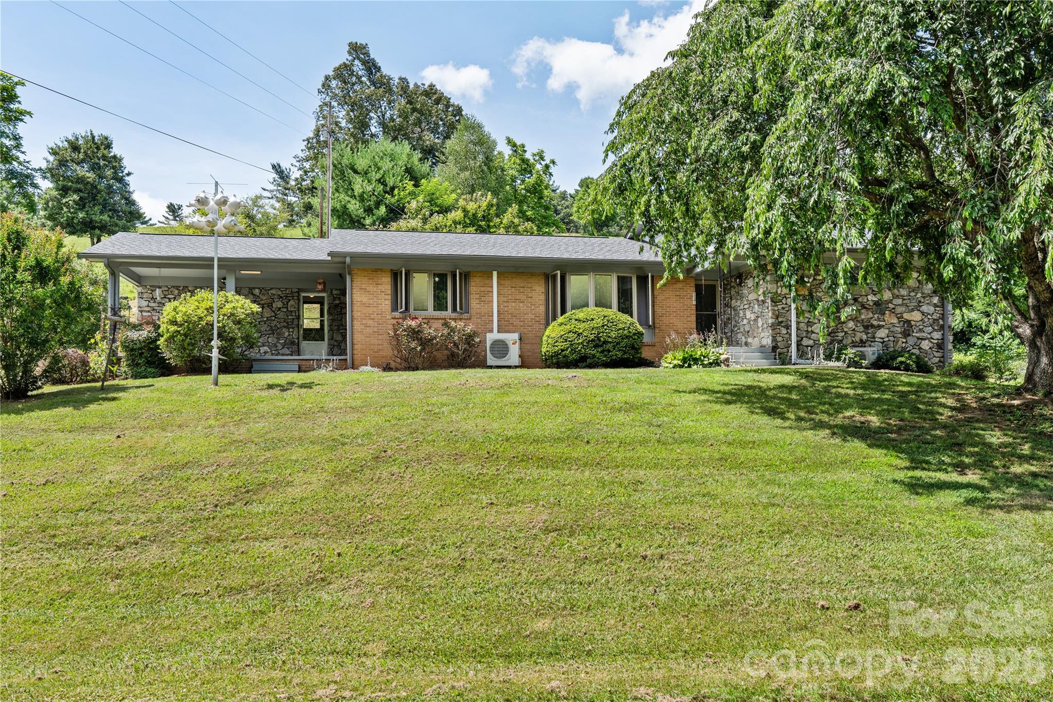 737 Tillery Branch Road — Marshall