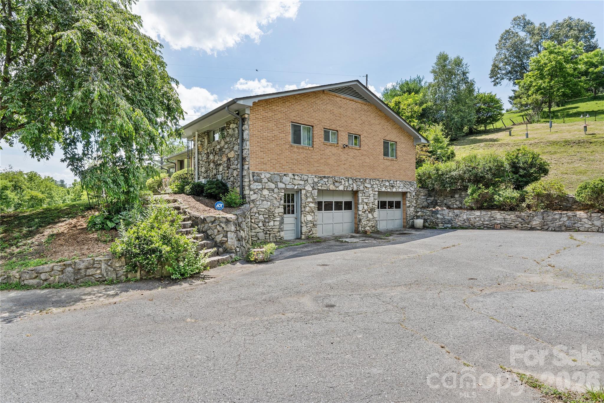 737 Tillery Branch Road — Marshall