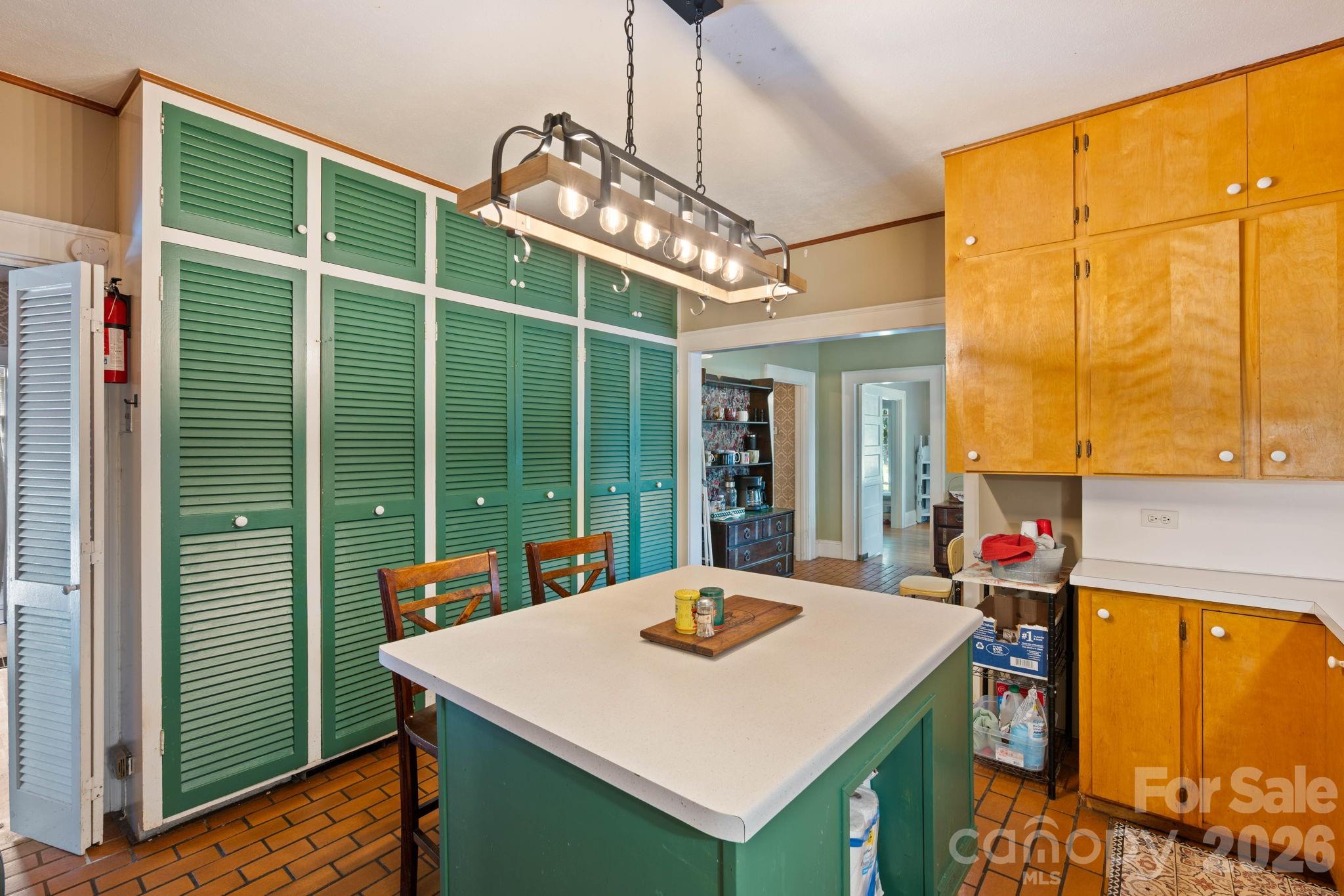 313 E Main Street — Morganton