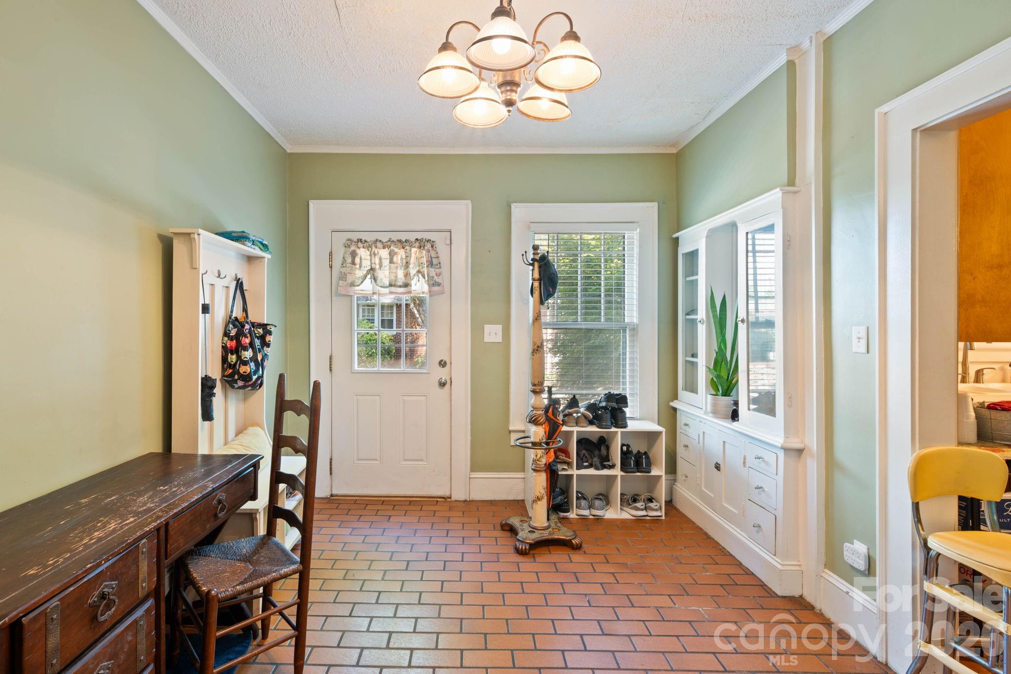 313 E Main Street — Morganton