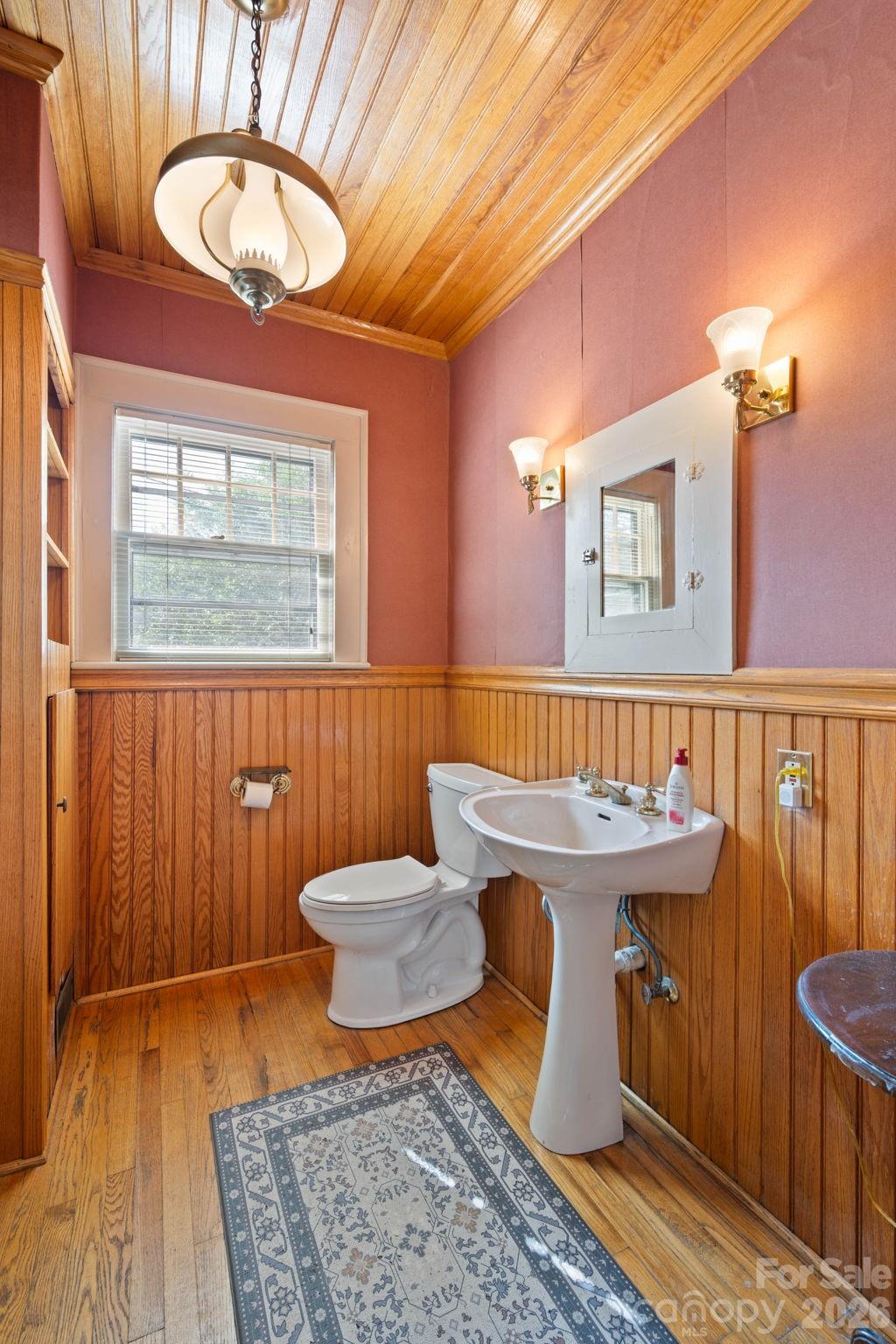 313 E Main Street — Morganton