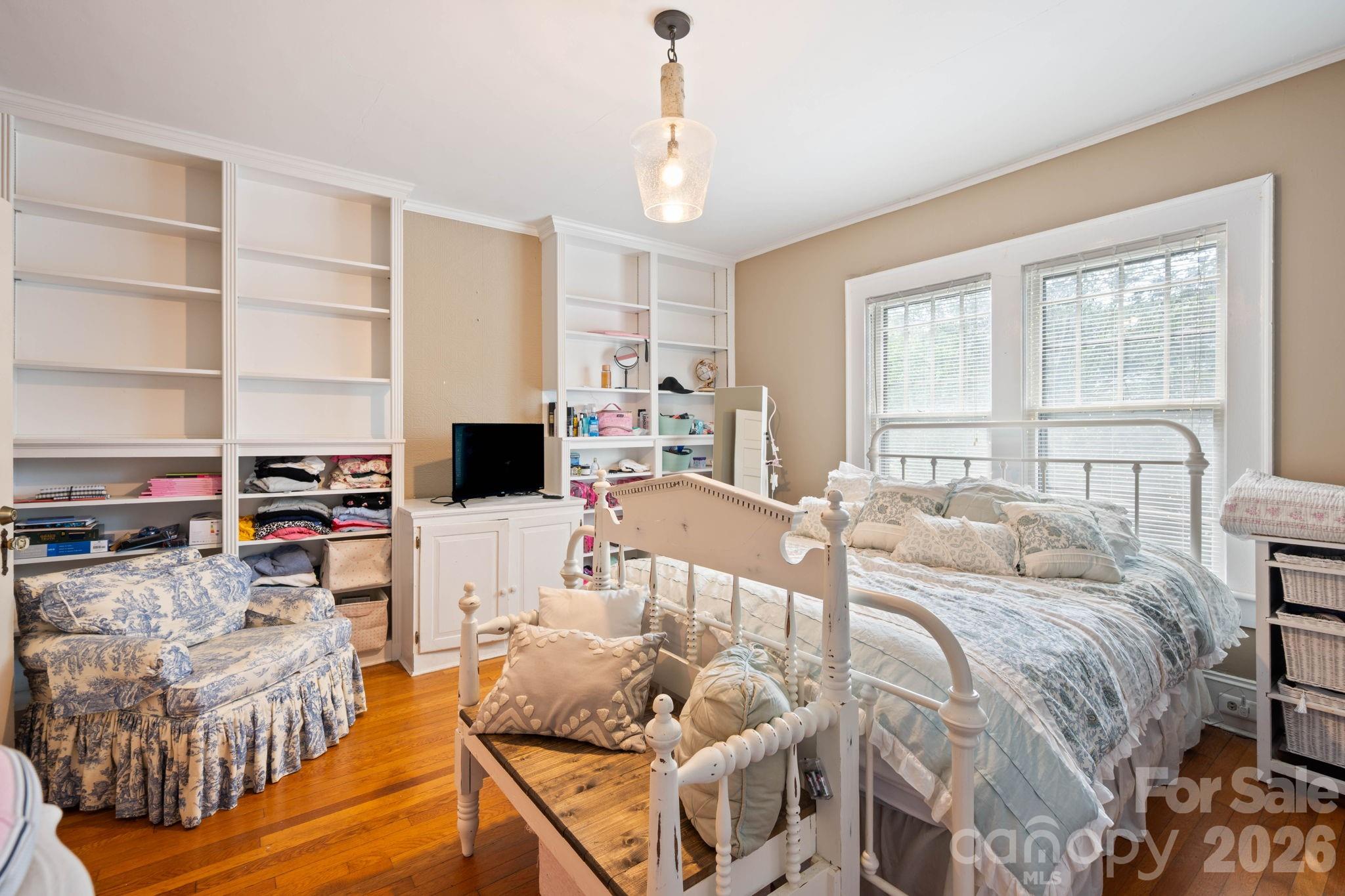 313 E Main Street — Morganton