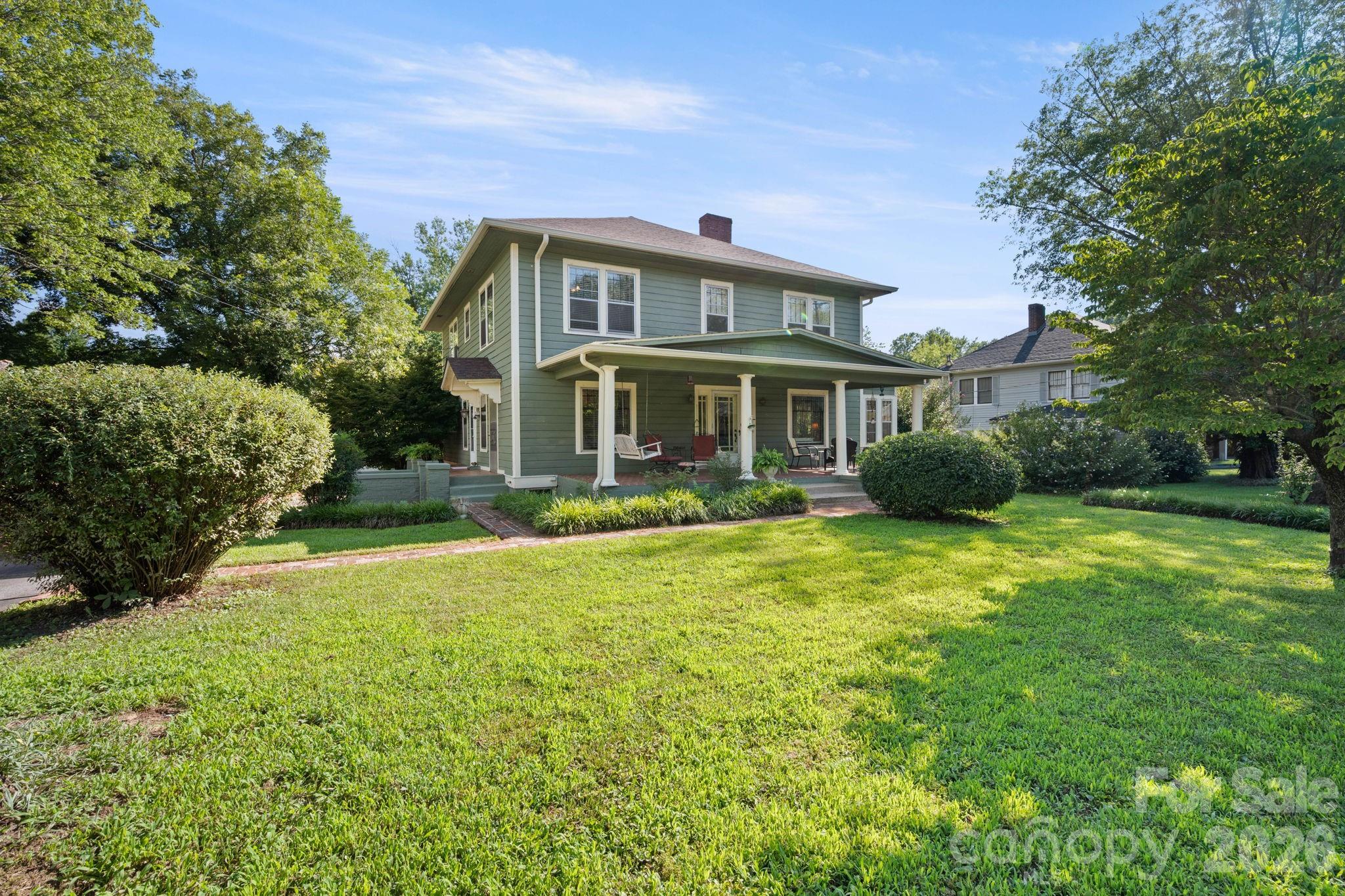 313 E Main Street — Morganton