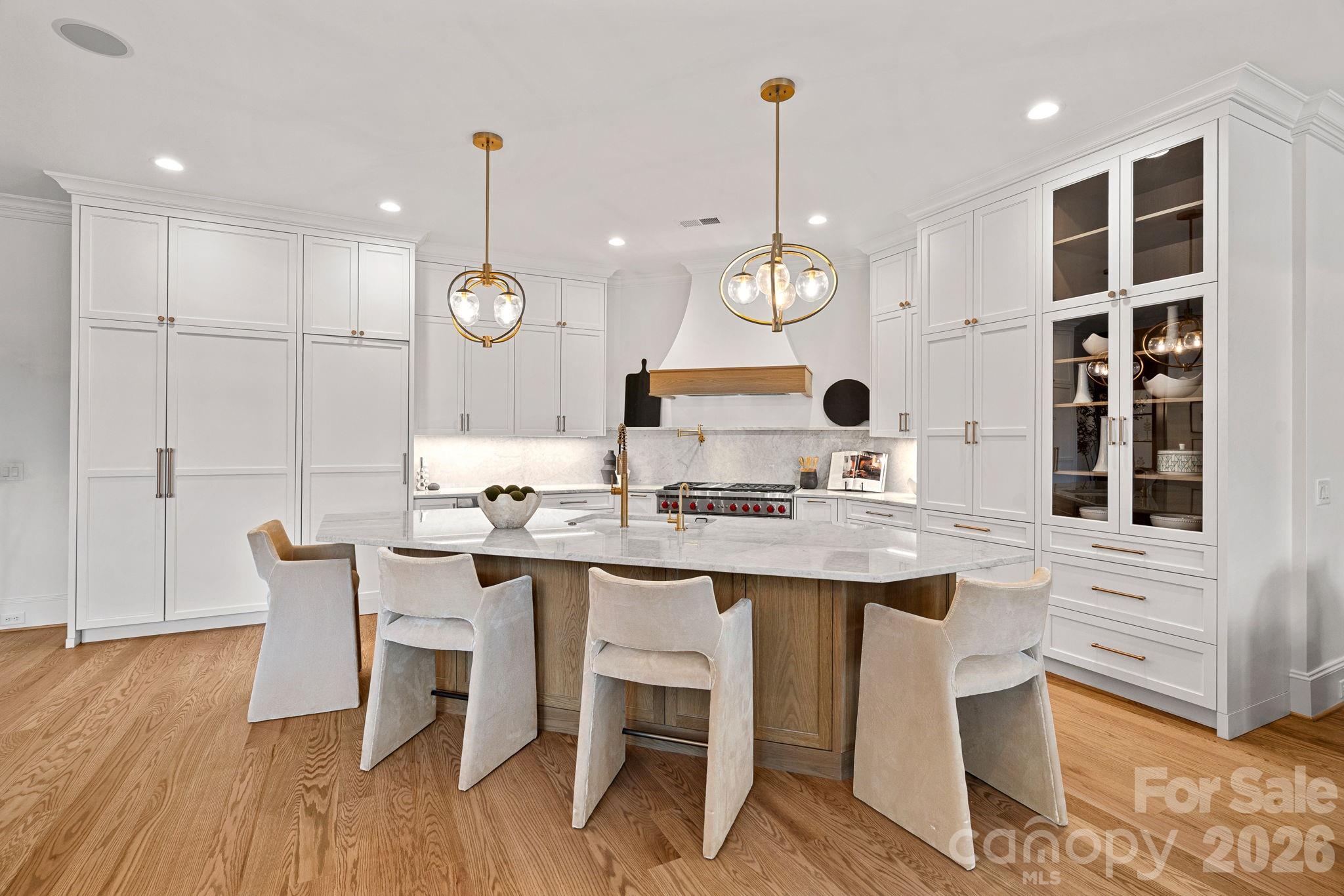 101 S Longfellow Lane — Mooresville