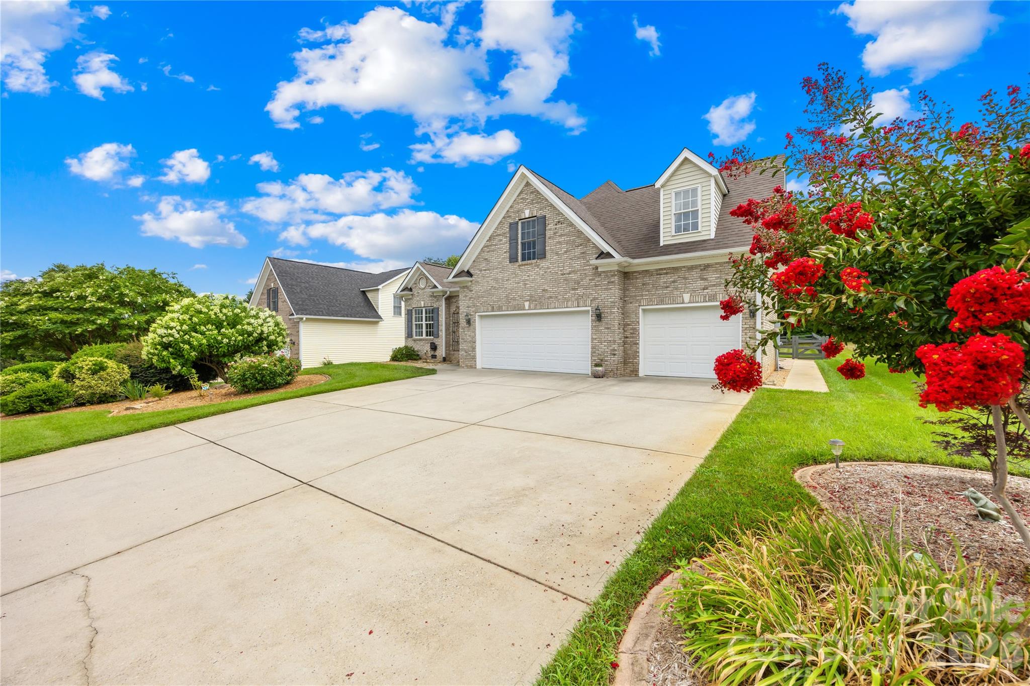 144 Quail Haven Drive — Troutman