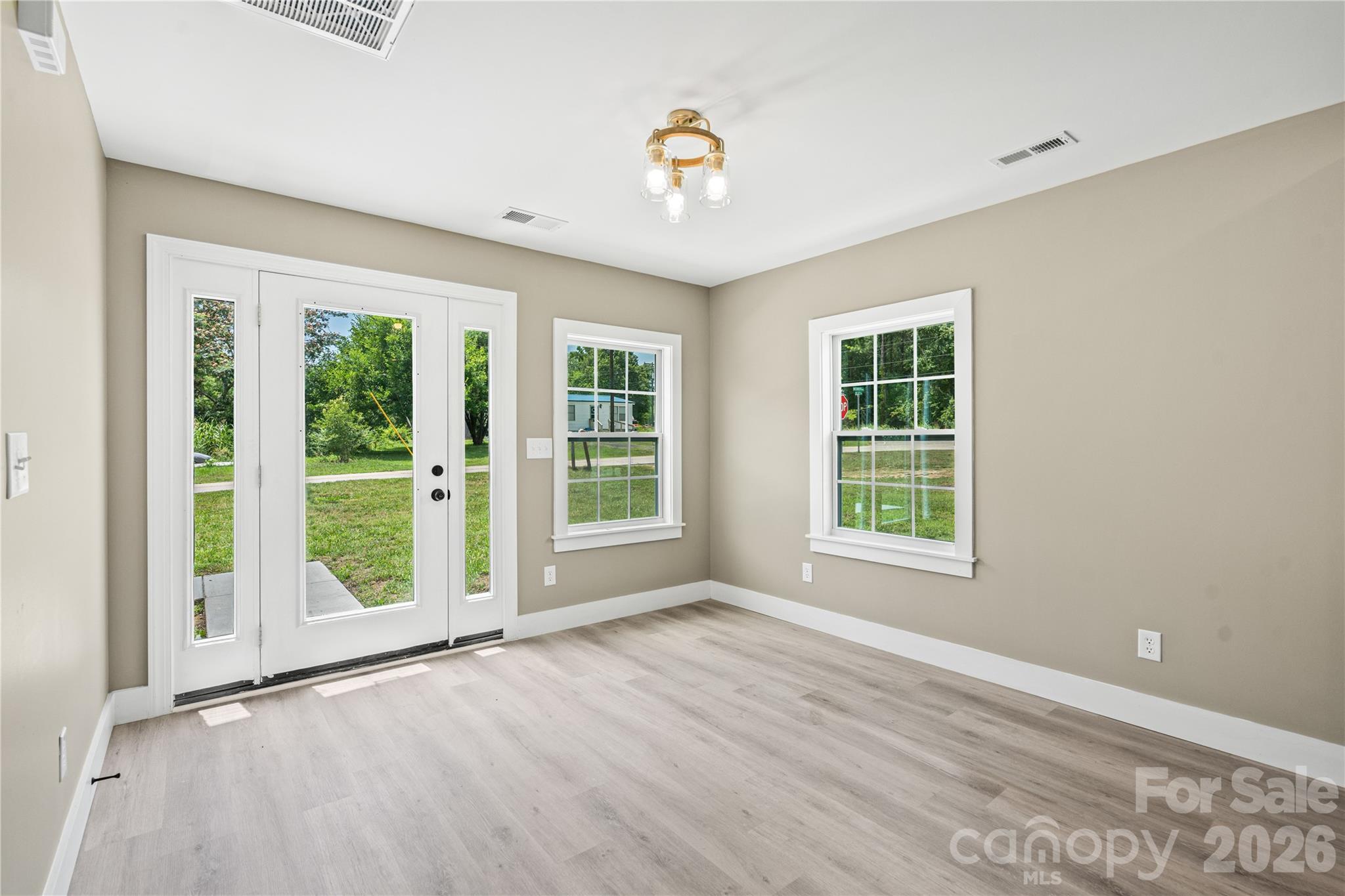 724 Webber Avenue — Chester