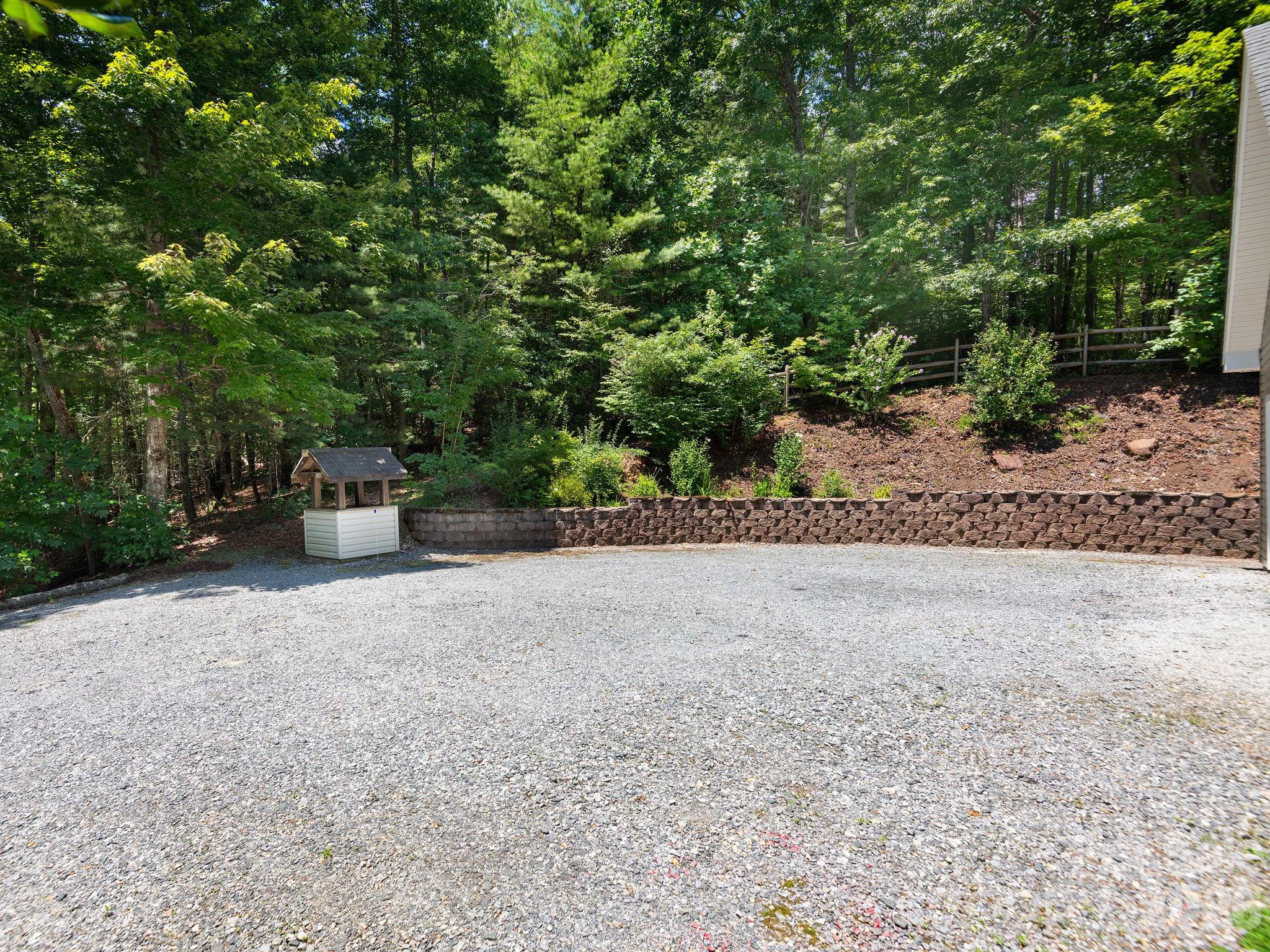 49 Indian Ridge Trail — Hendersonville