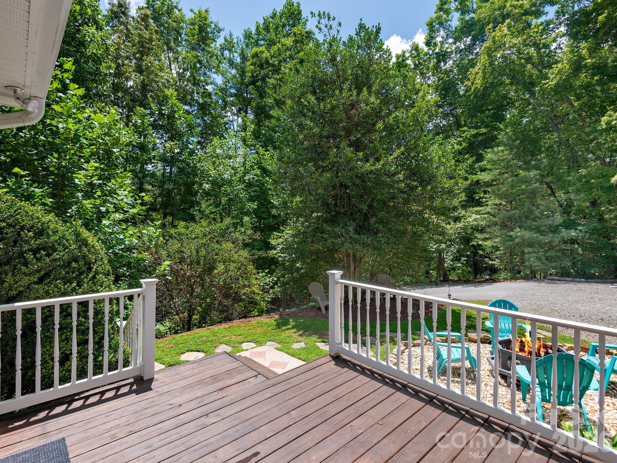 49 Indian Ridge Trail — Hendersonville