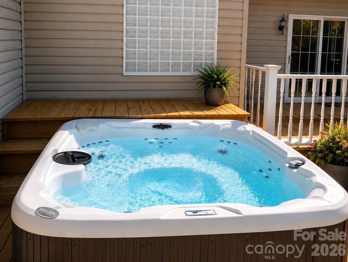 49 Indian Ridge Trail — Hendersonville